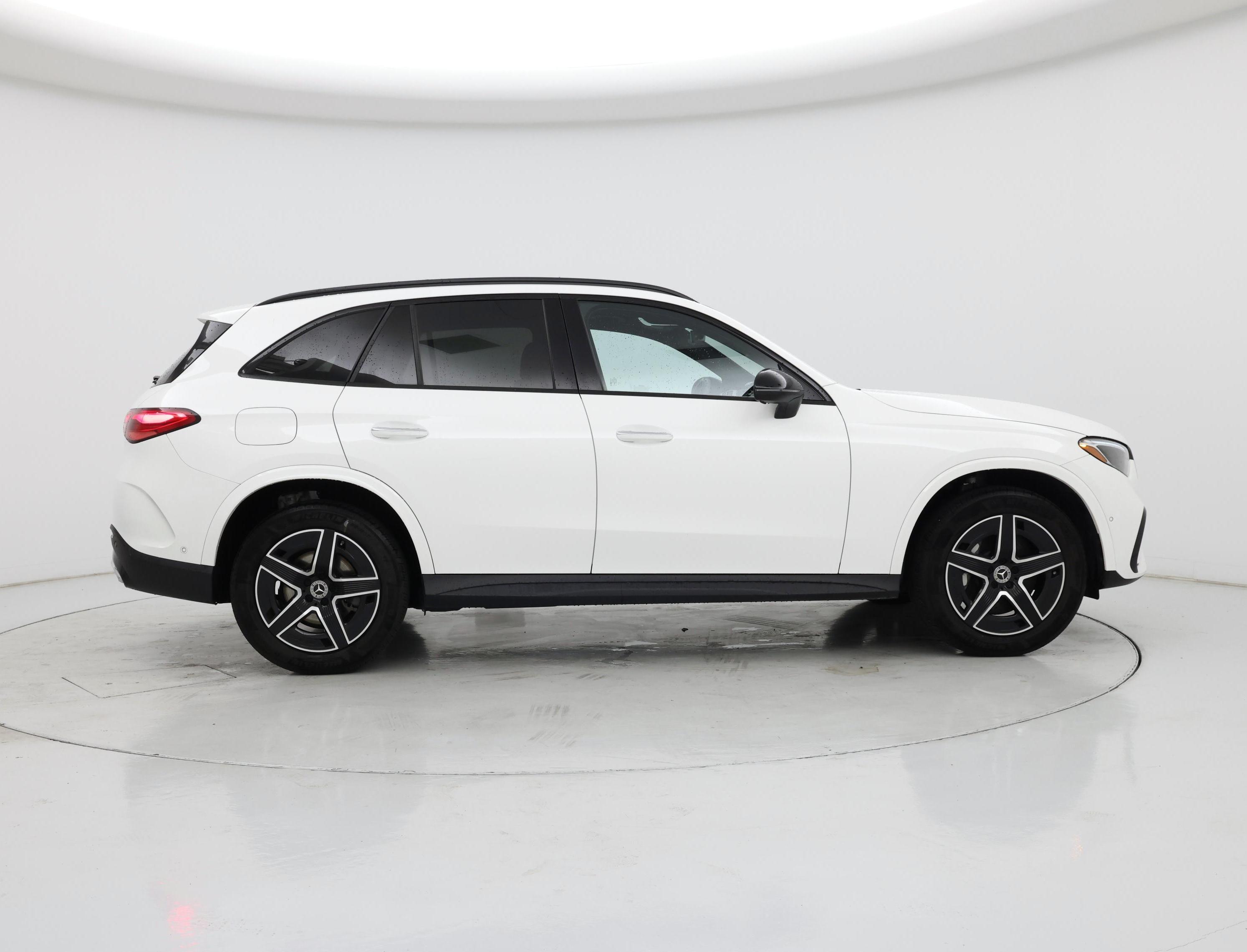 Thumbnail: 2024 Mercedes-Benz GLC - 7