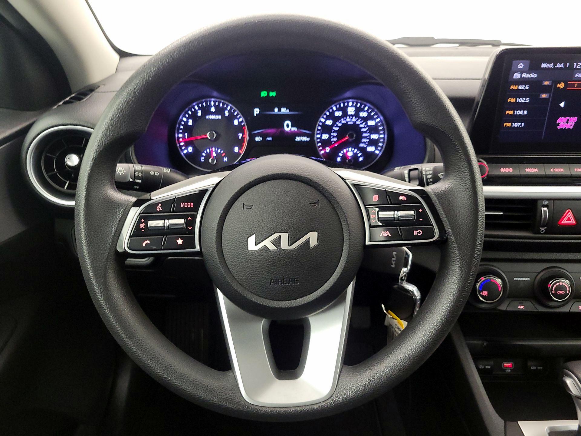 Thumbnail: 2023 Kia Forte - 10