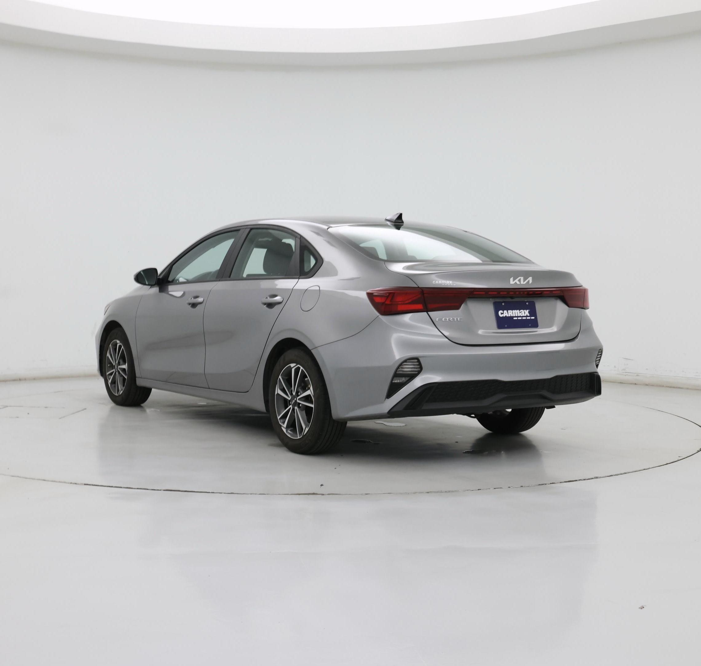 Thumbnail: 2023 Kia Forte - 2