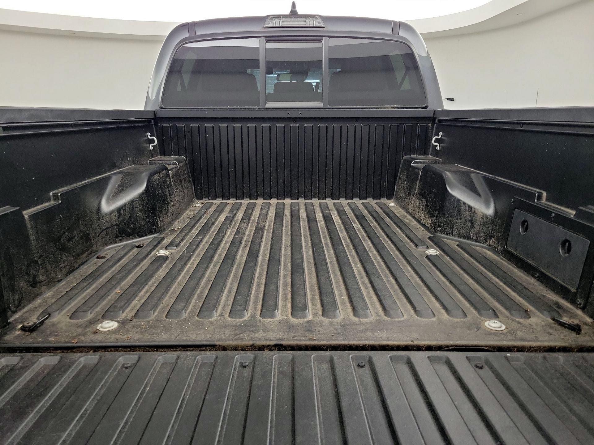 Thumbnail: 2023 Toyota Tacoma - 20