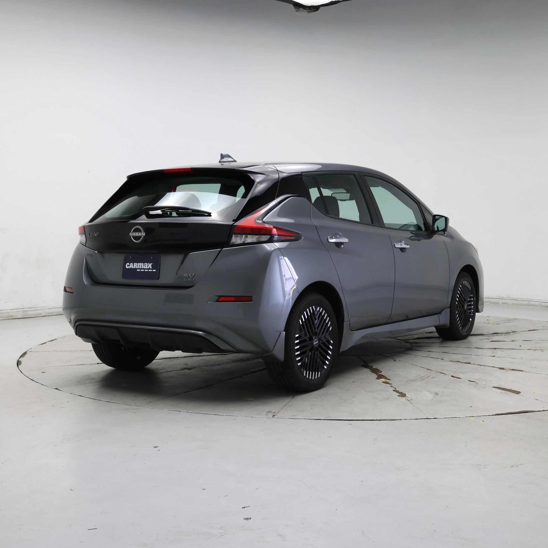 Thumbnail: 2024 Nissan Leaf - 8