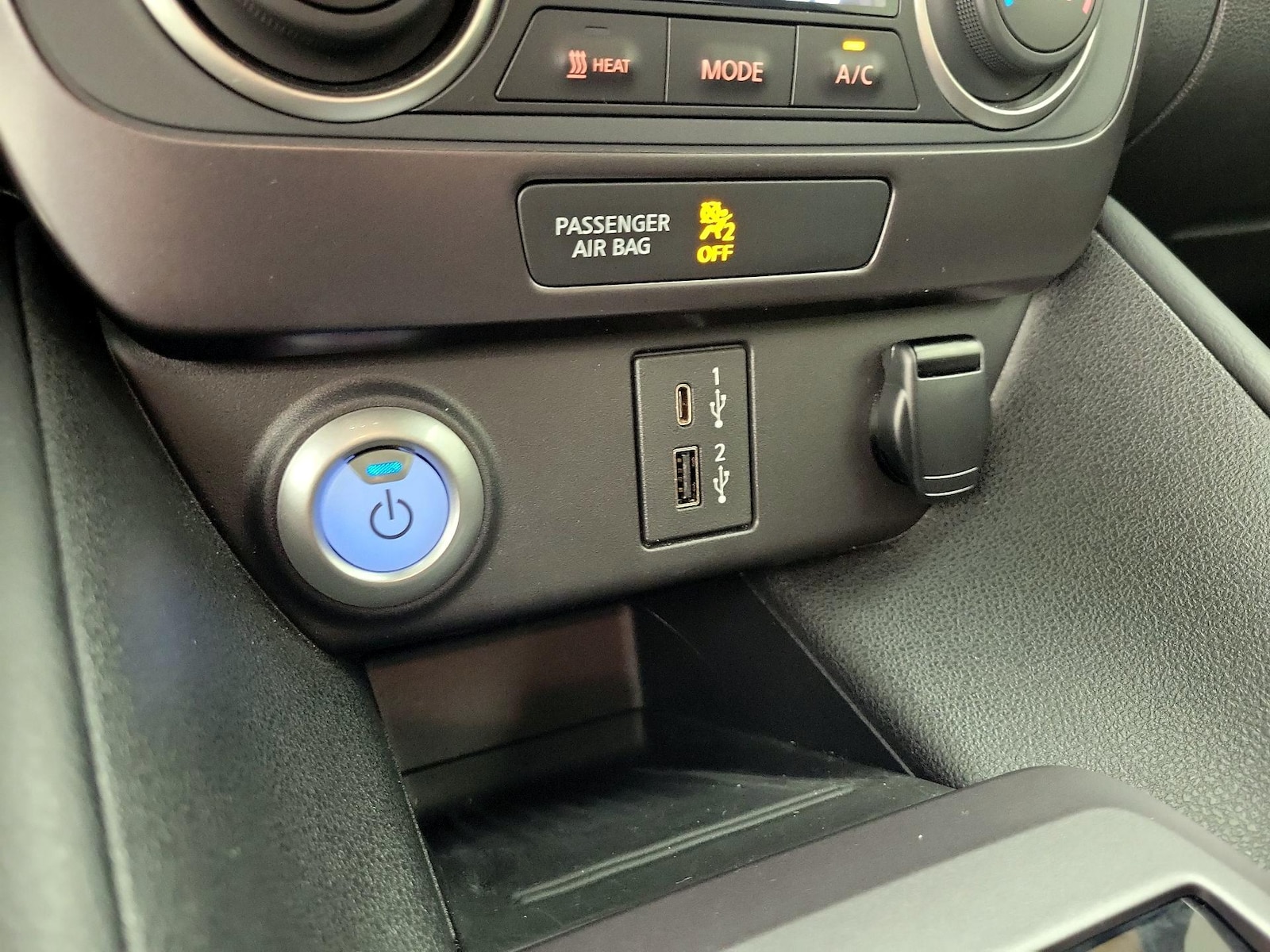 2024 Nissan LEAF S - Photo 19