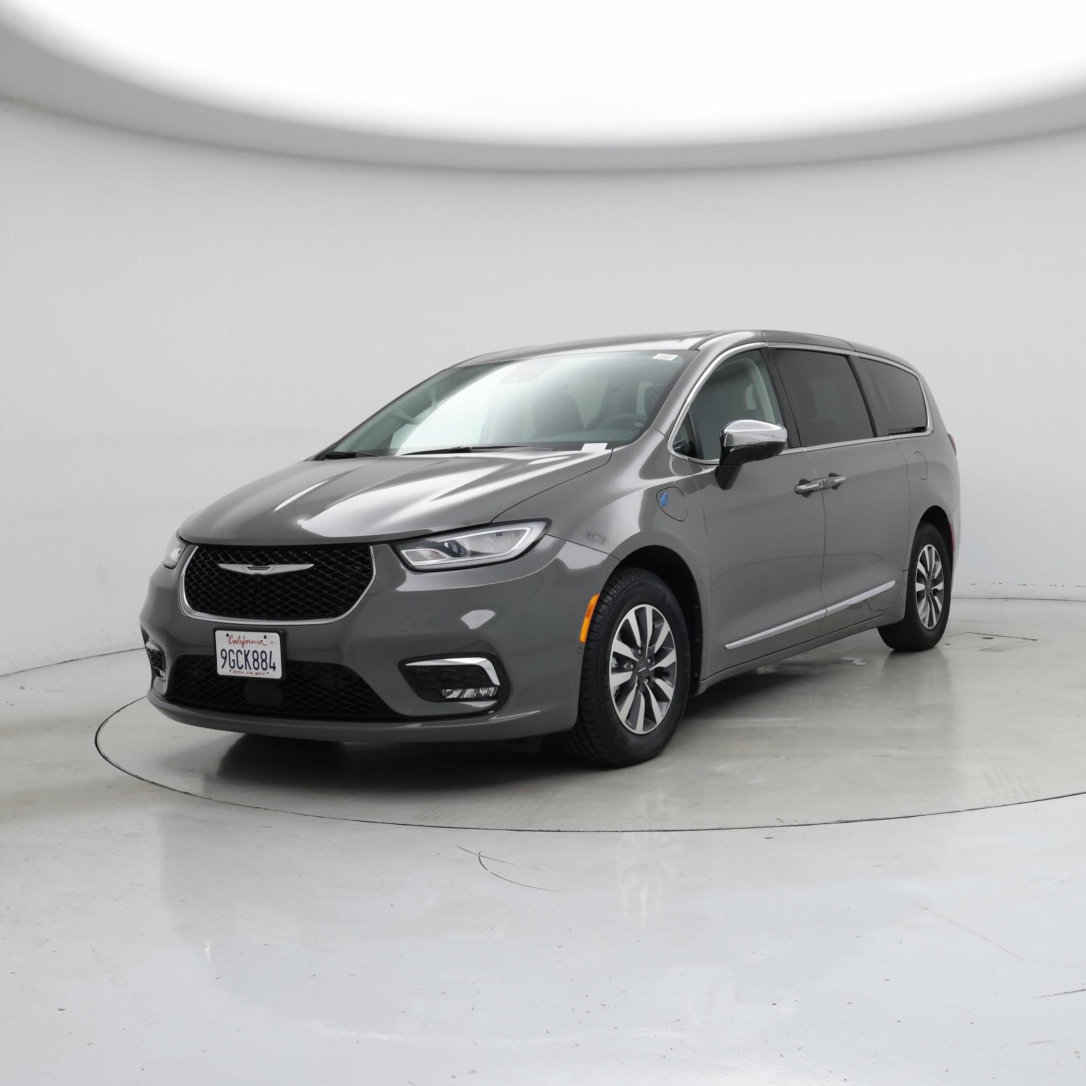 Thumbnail: 2023 Chrysler Pacifica - 4