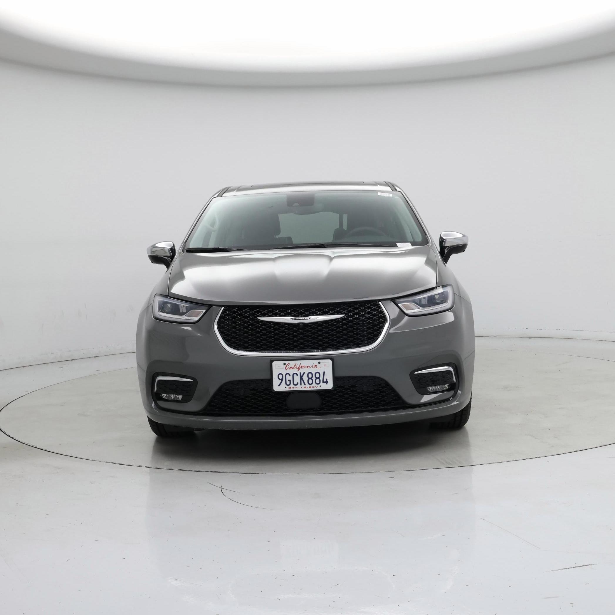 Thumbnail: 2023 Chrysler Pacifica - 5