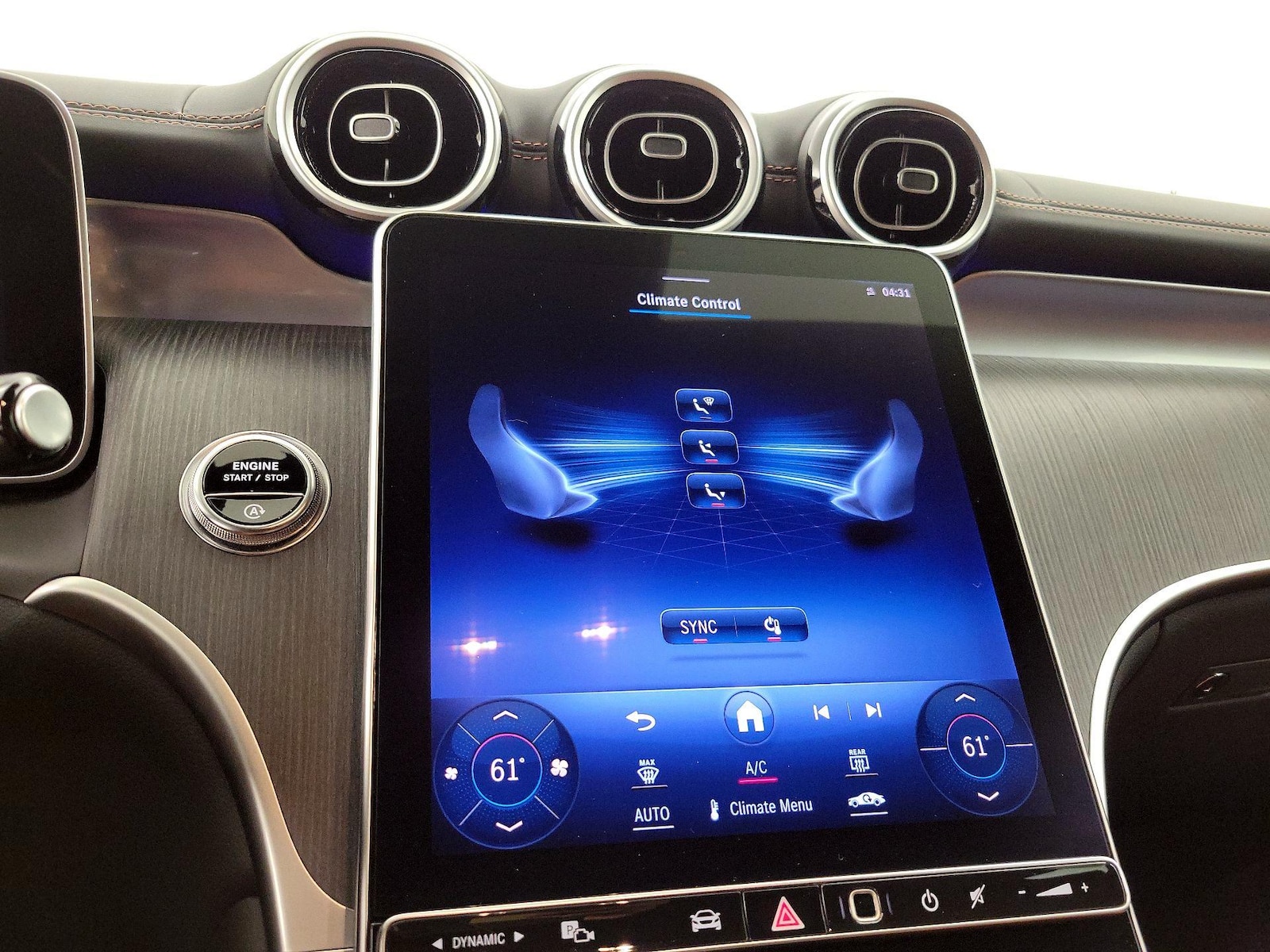 2024 Mercedes-Benz GLC GLC300 - Photo 17