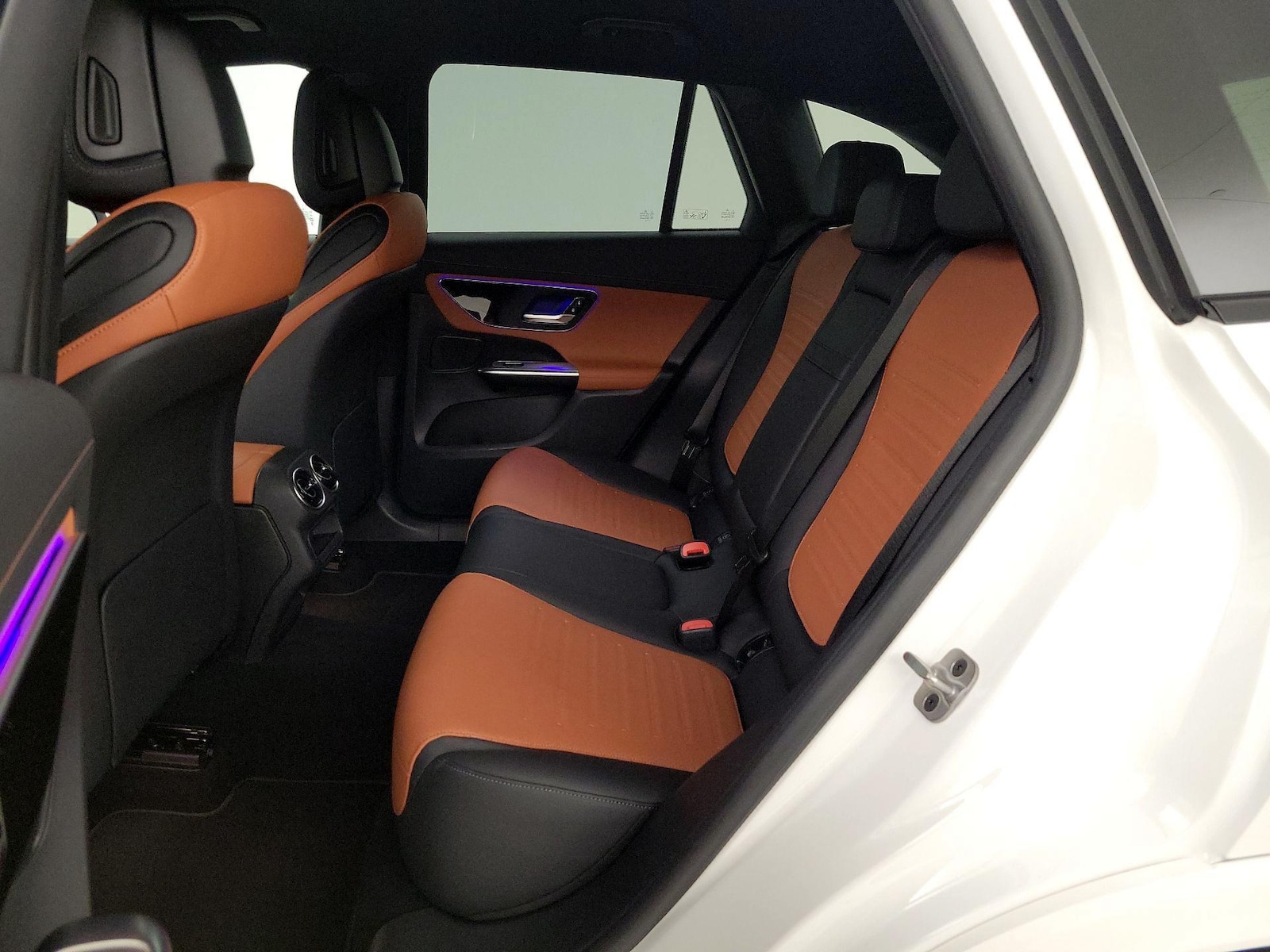 2024 Mercedes-Benz GLC GLC300 - Photo 19