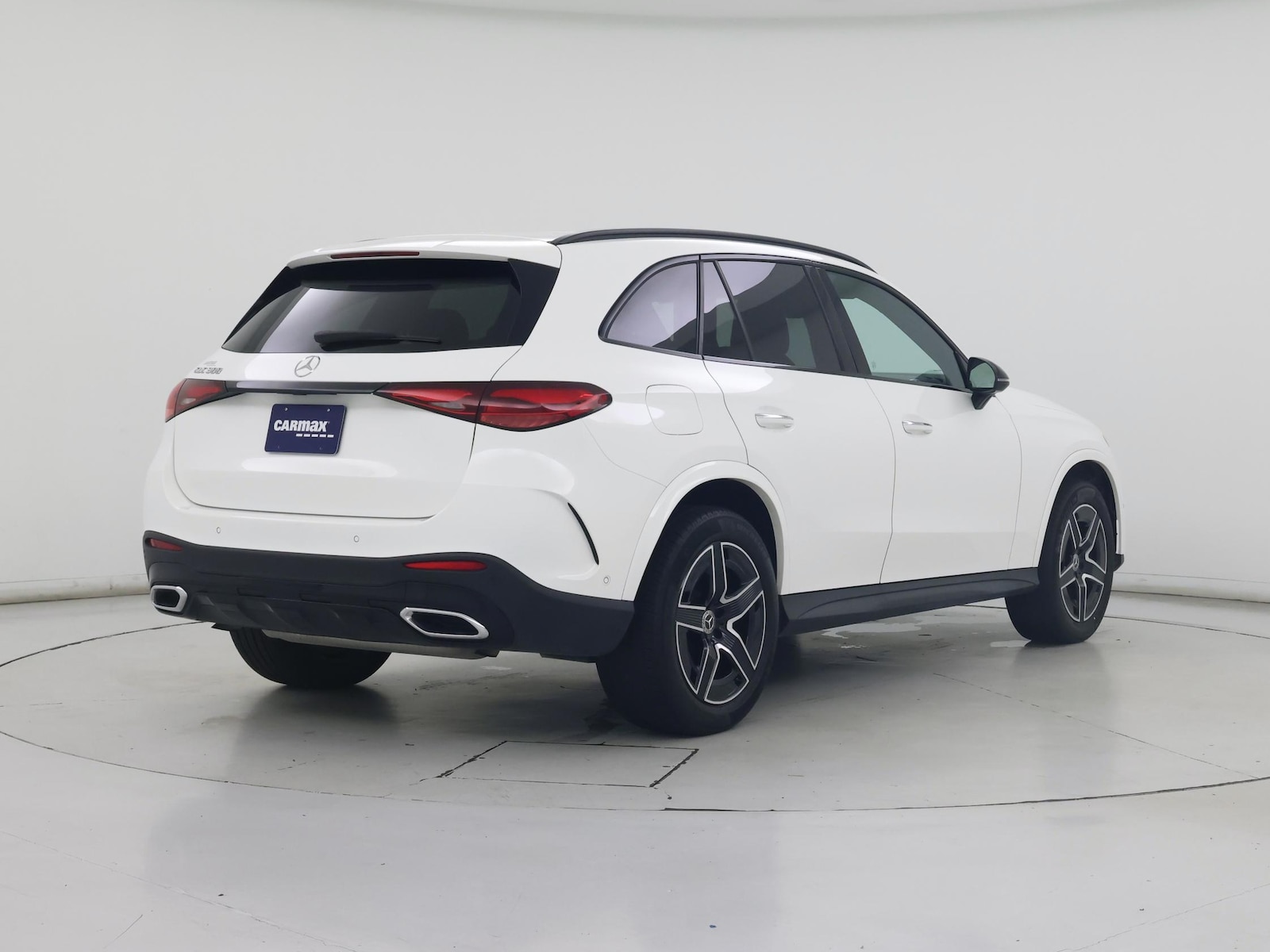 2024 Mercedes-Benz GLC GLC300 - Photo 9