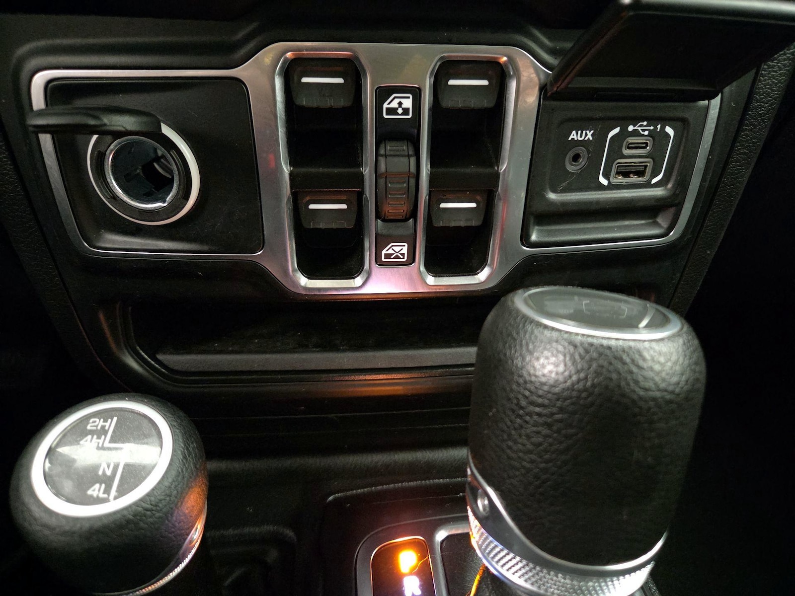 2022 Jeep Wrangler Unlimited Altitude - Photo 19