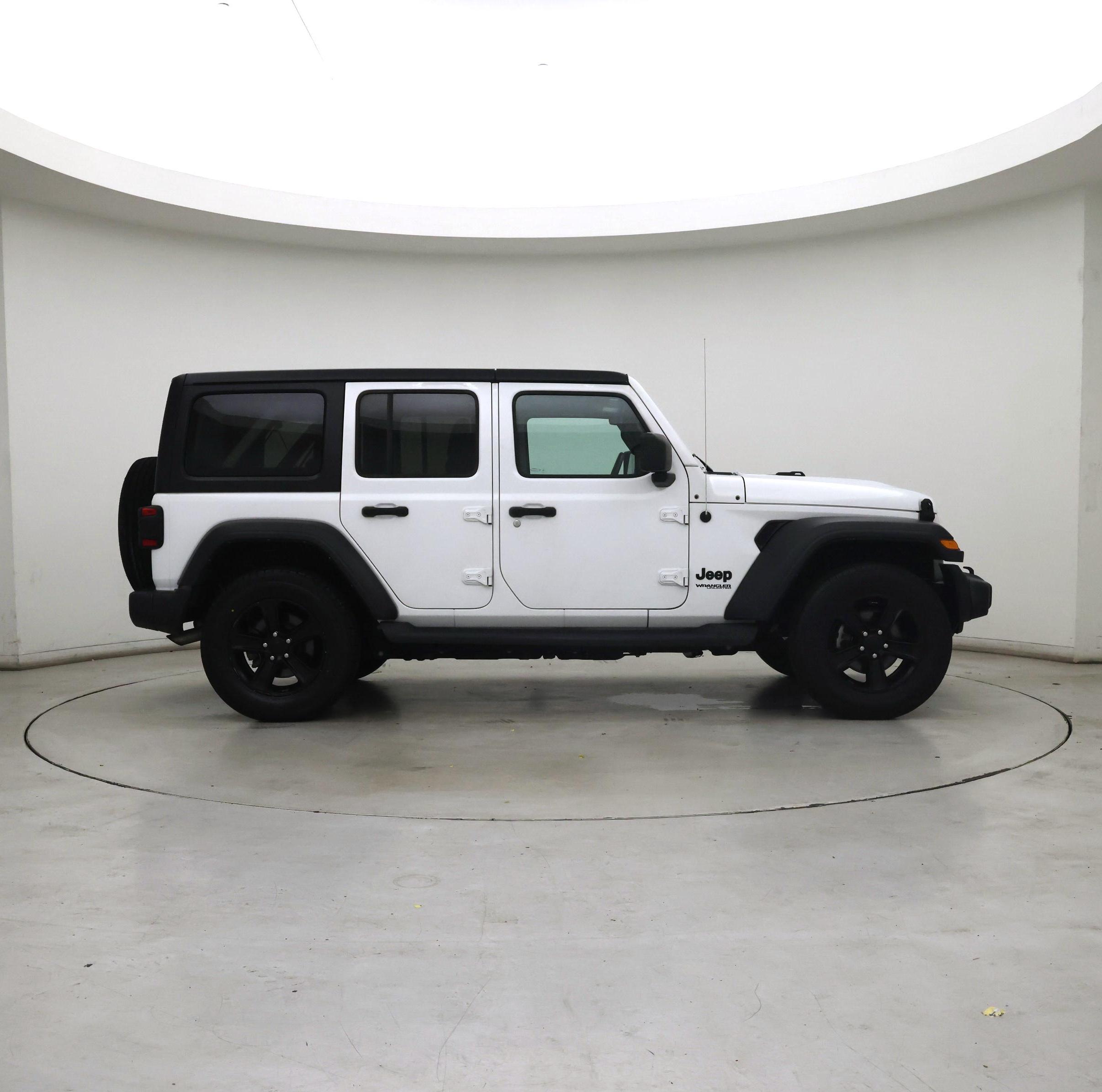Thumbnail: 2022 Jeep Wrangler - 7