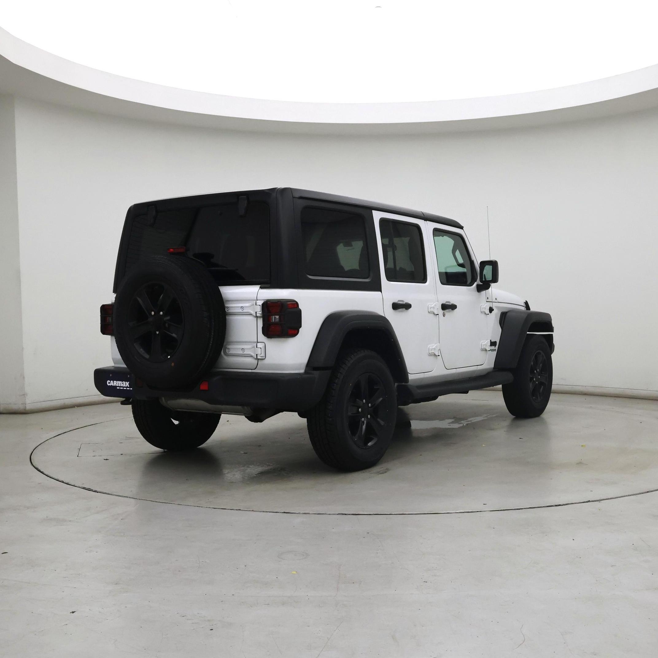 Thumbnail: 2022 Jeep Wrangler - 8