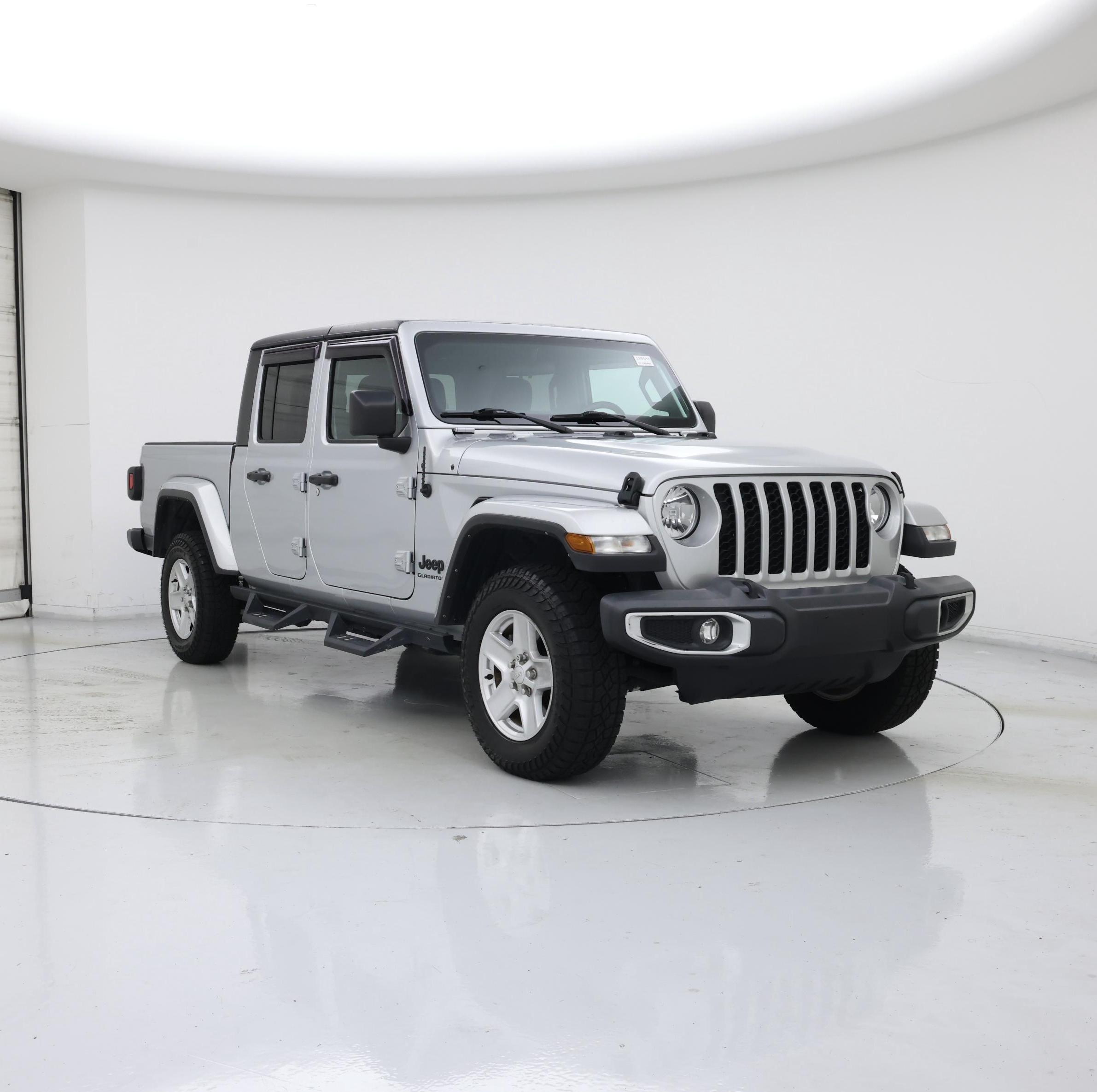 Silver 2022 Jeep Gladiator Pickup Truck Four-Wheel Drive Automatic