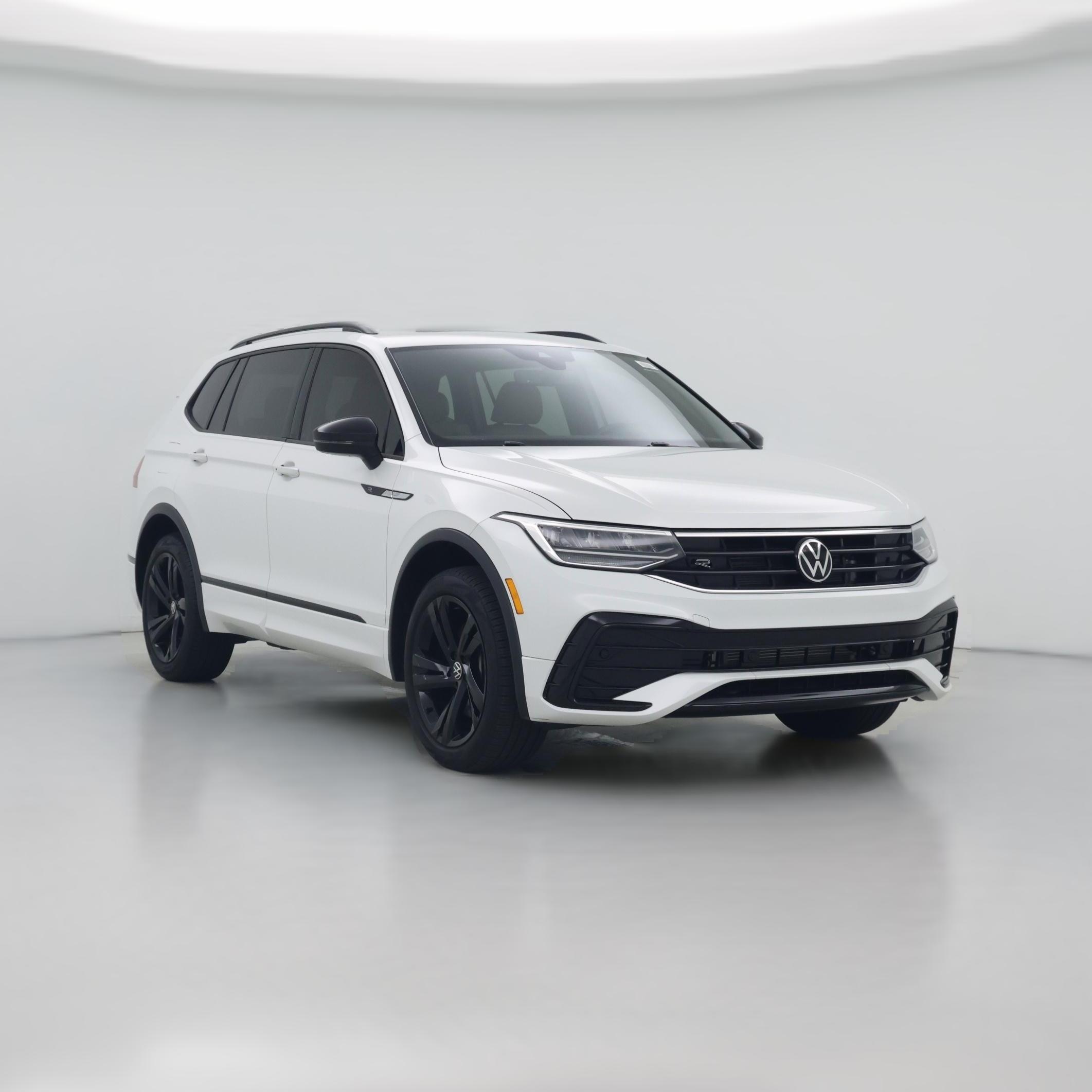 Thumbnail: 2023 Volkswagen Tiguan - 1