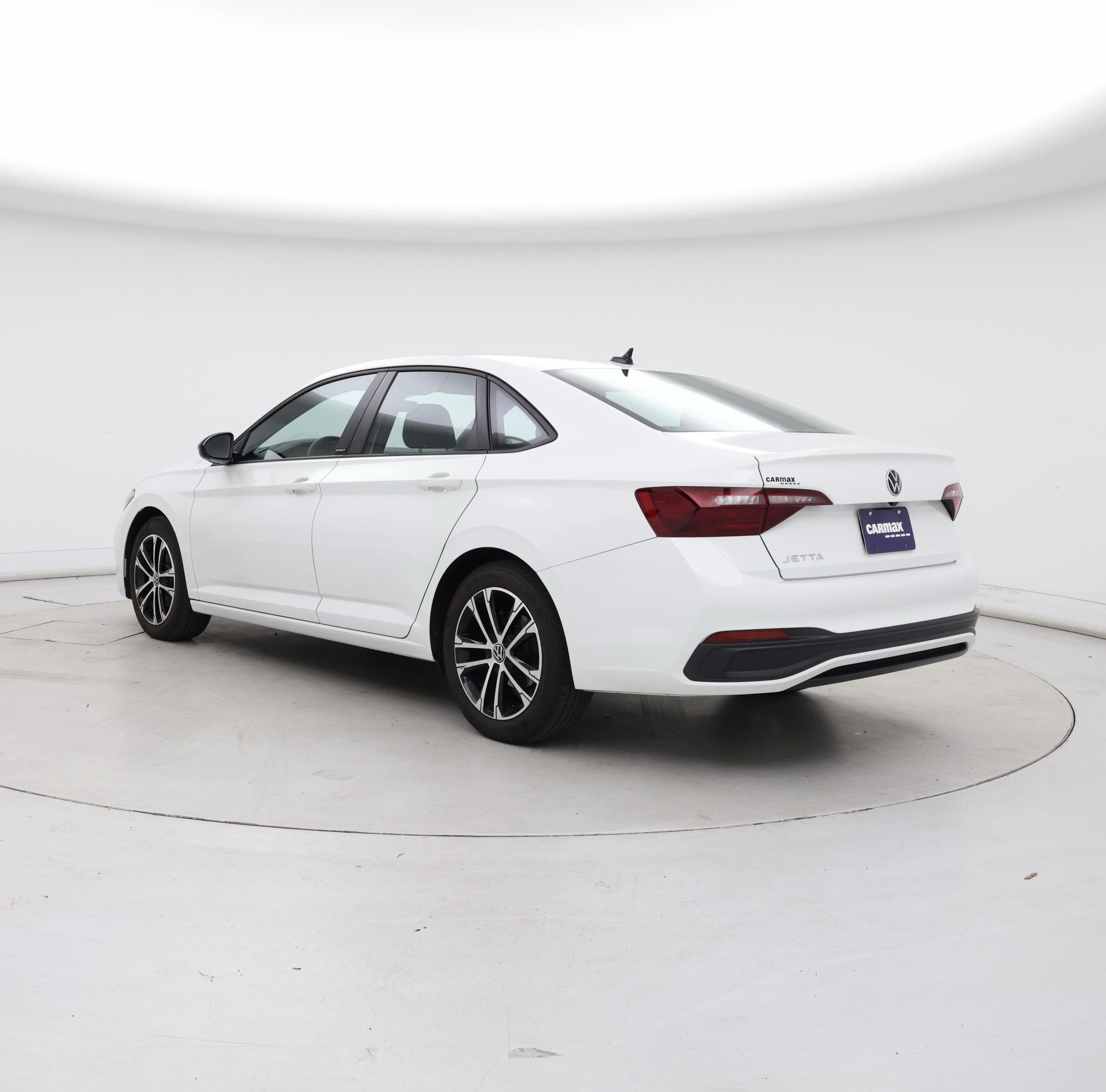 Thumbnail: 2024 Volkswagen Jetta - 2