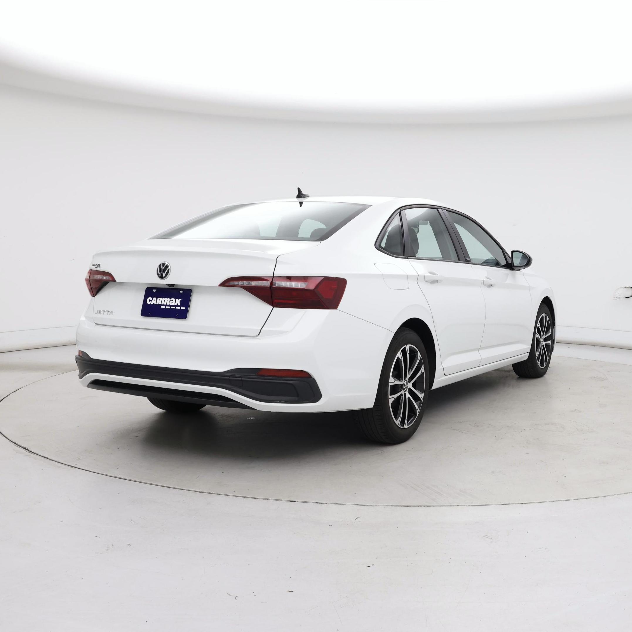 Thumbnail: 2024 Volkswagen Jetta - 8