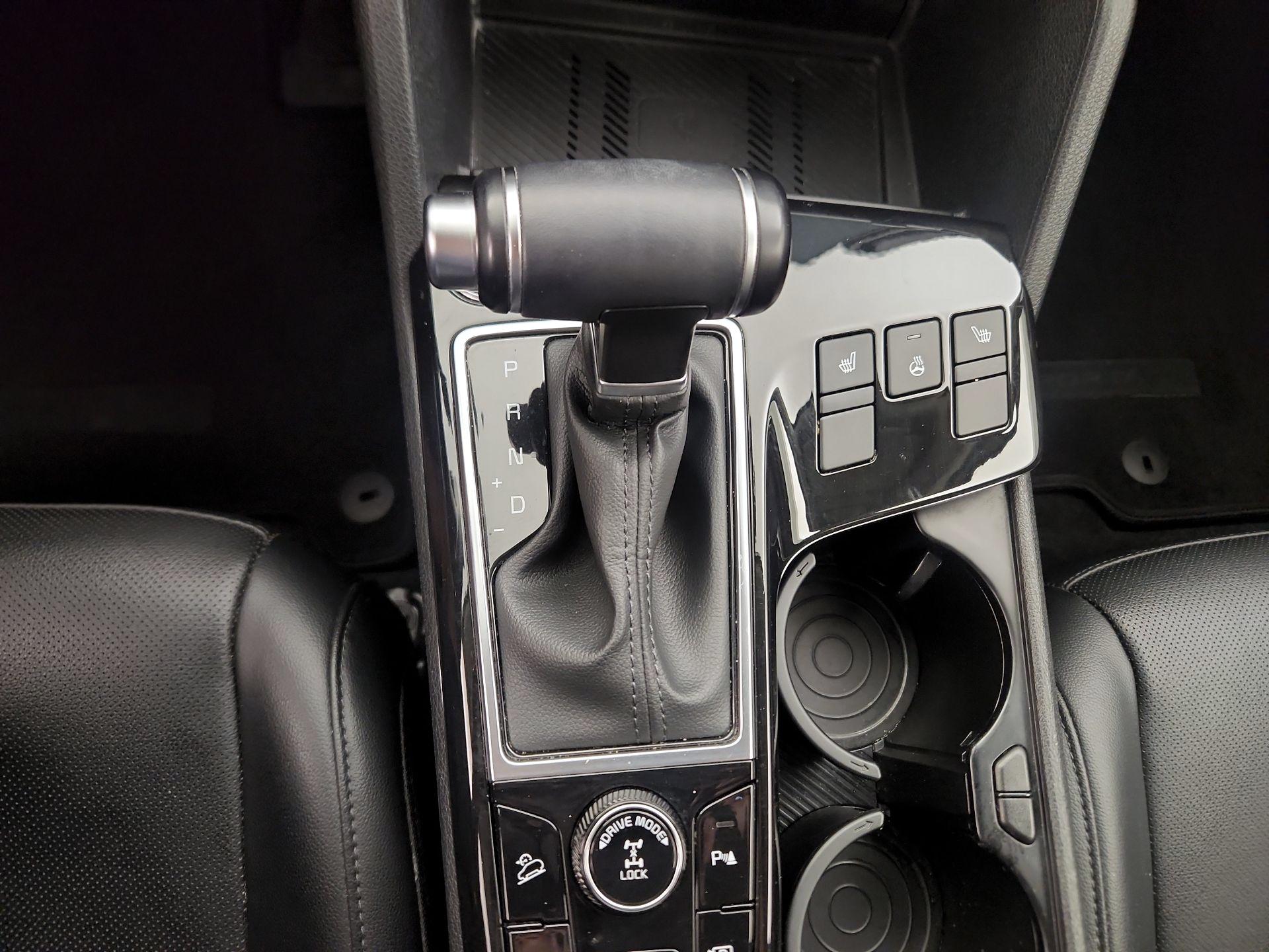 Thumbnail: 2023 Kia Sportage - 18
