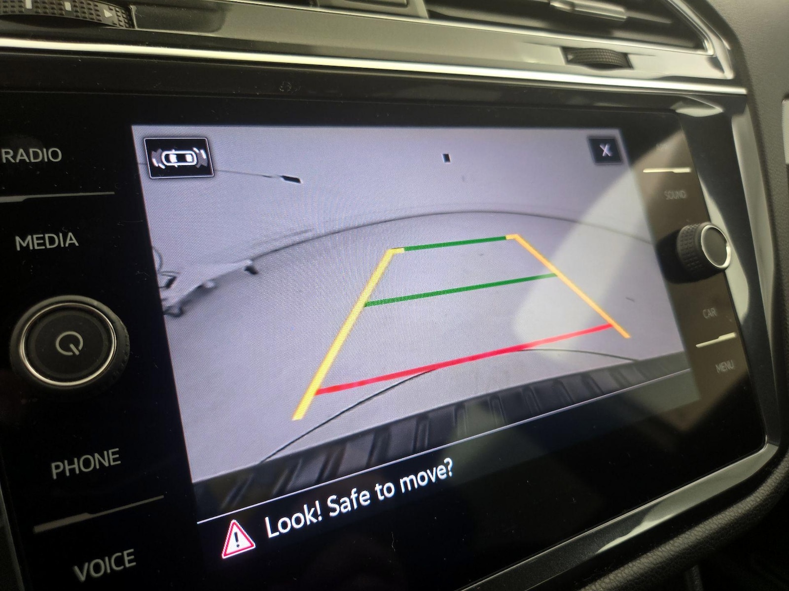 2022 Volkswagen Tiguan SE R-LINE BLACK - Photo 15
