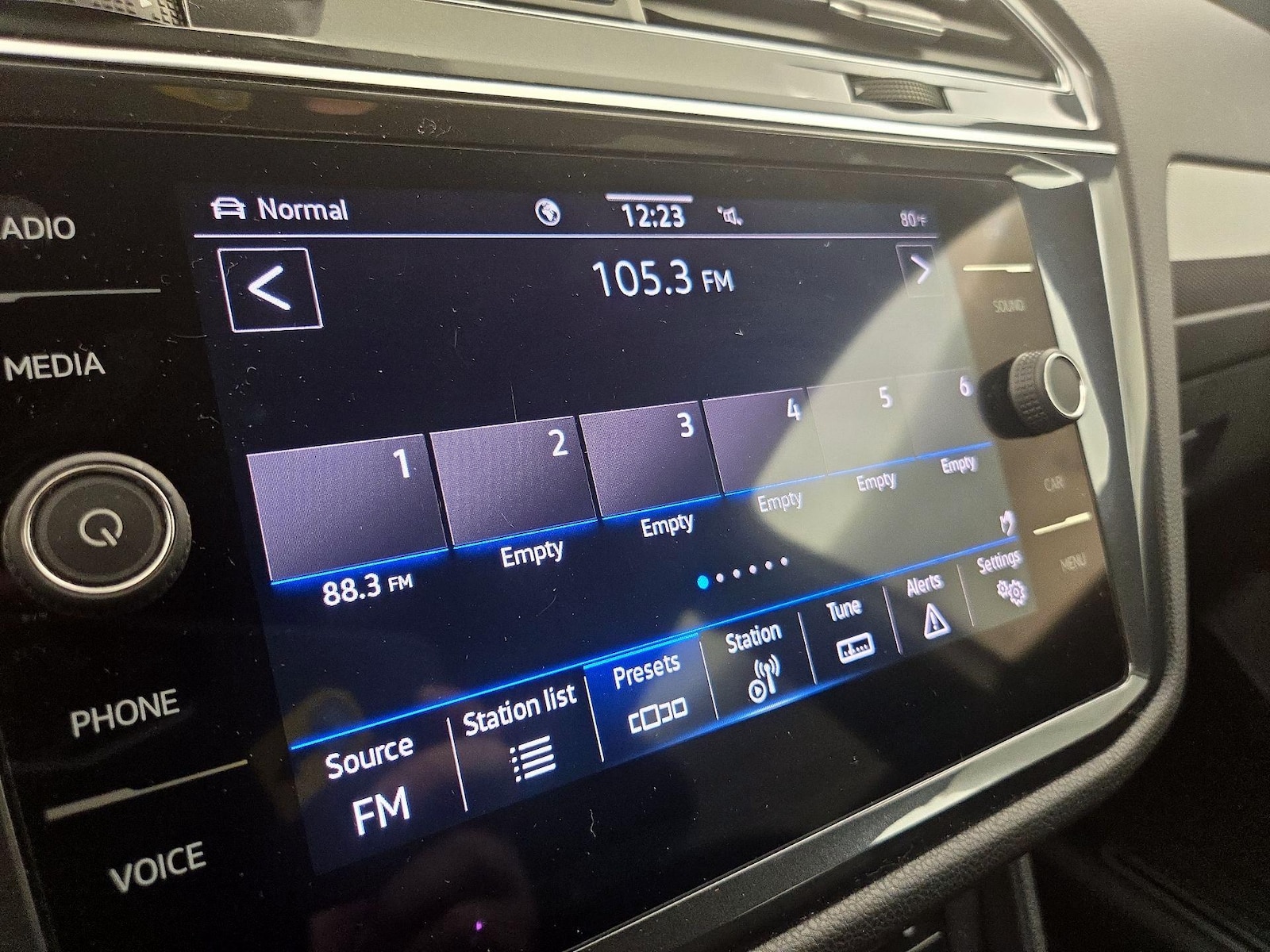 2022 Volkswagen Tiguan SE R-LINE BLACK - Photo 16