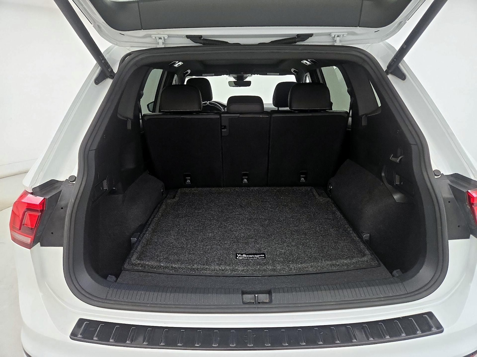 2022 Volkswagen Tiguan SE R-LINE BLACK - Photo 22
