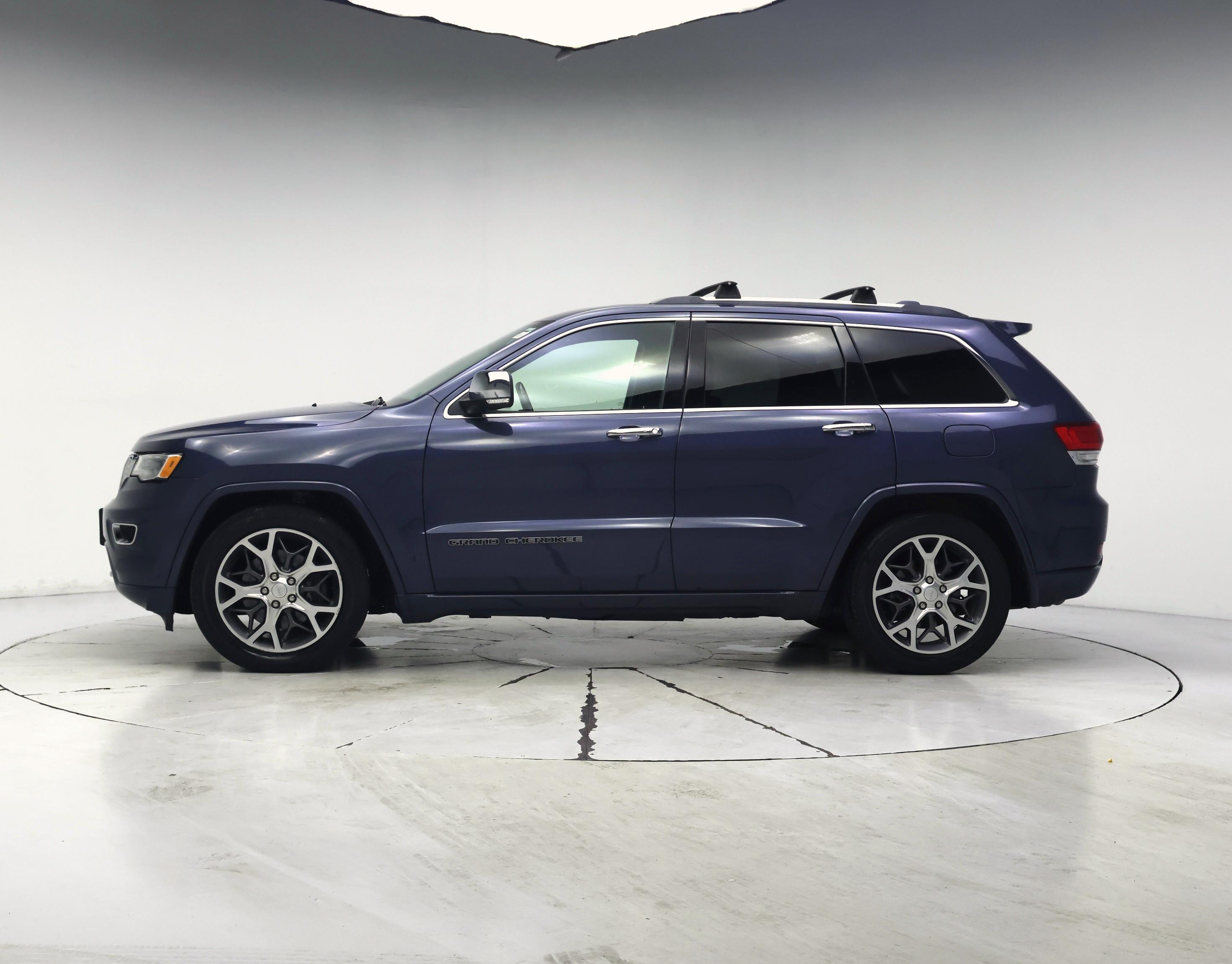 Thumbnail: 2020 Jeep Grand Cherokee - 3