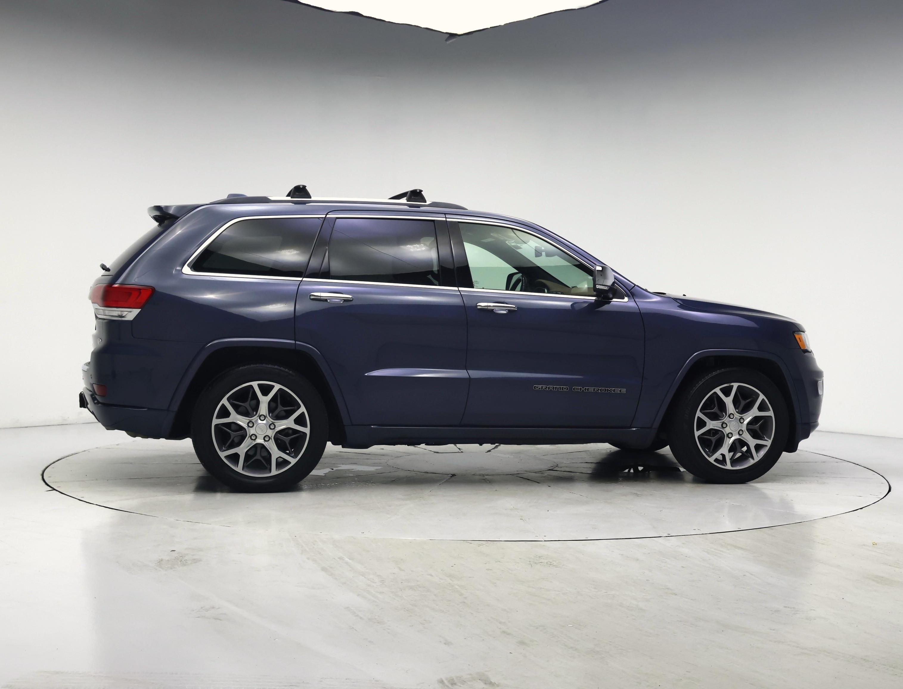 Thumbnail: 2020 Jeep Grand Cherokee - 7