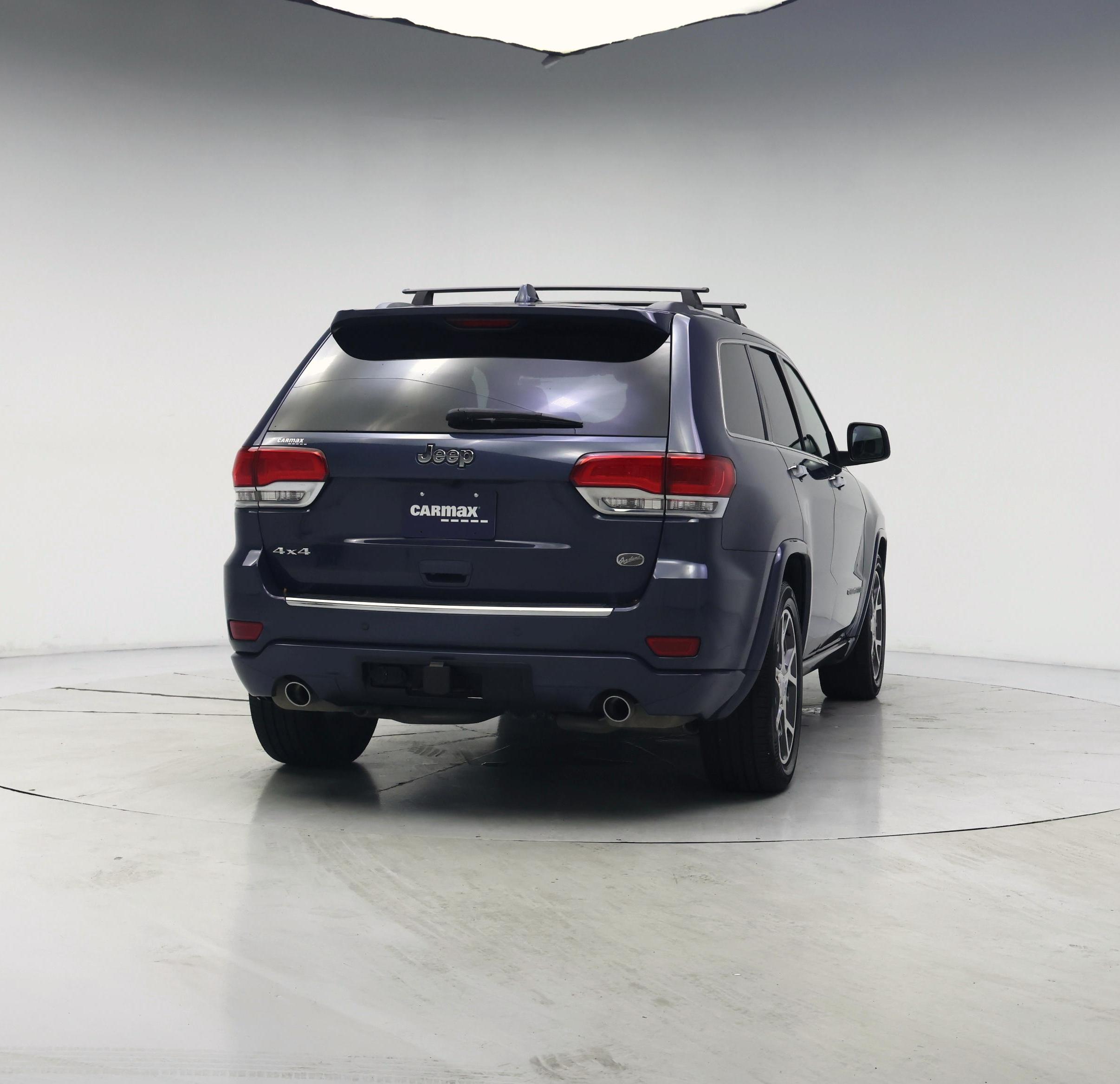 Thumbnail: 2020 Jeep Grand Cherokee - 8