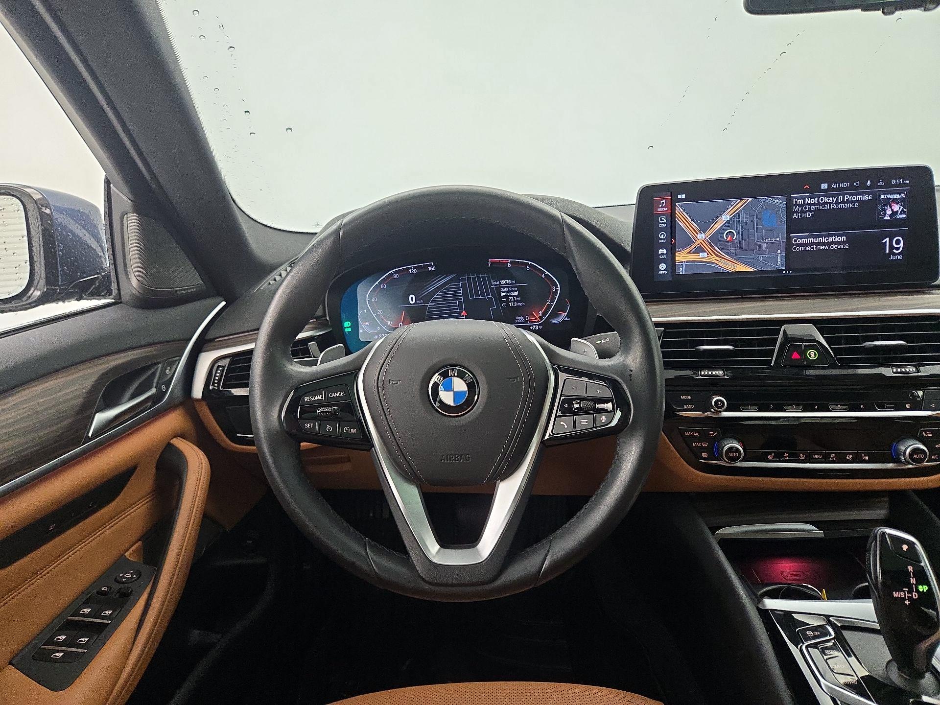 Thumbnail: 2023 BMW 5 Series - 10