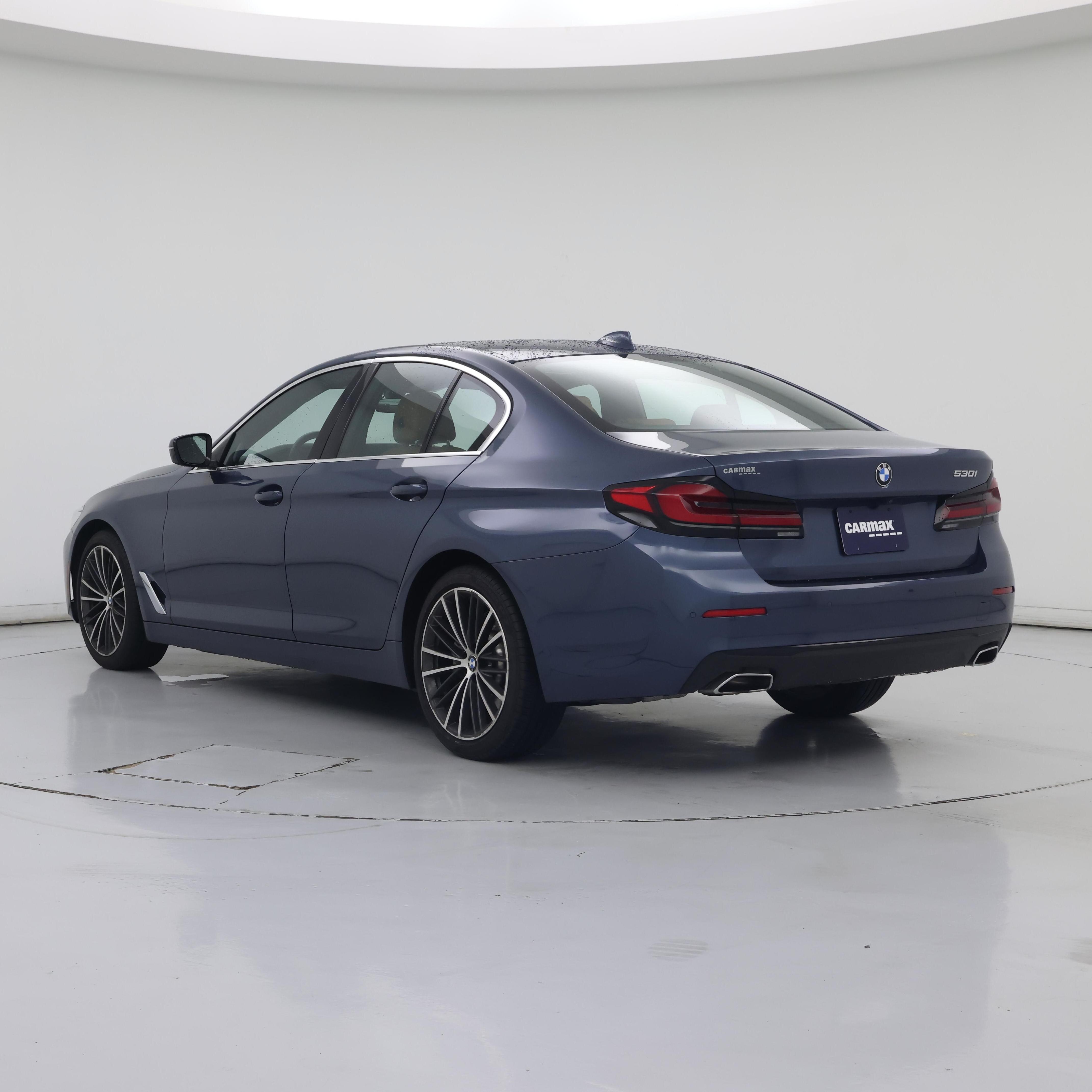 Thumbnail: 2023 BMW 5 Series - 2