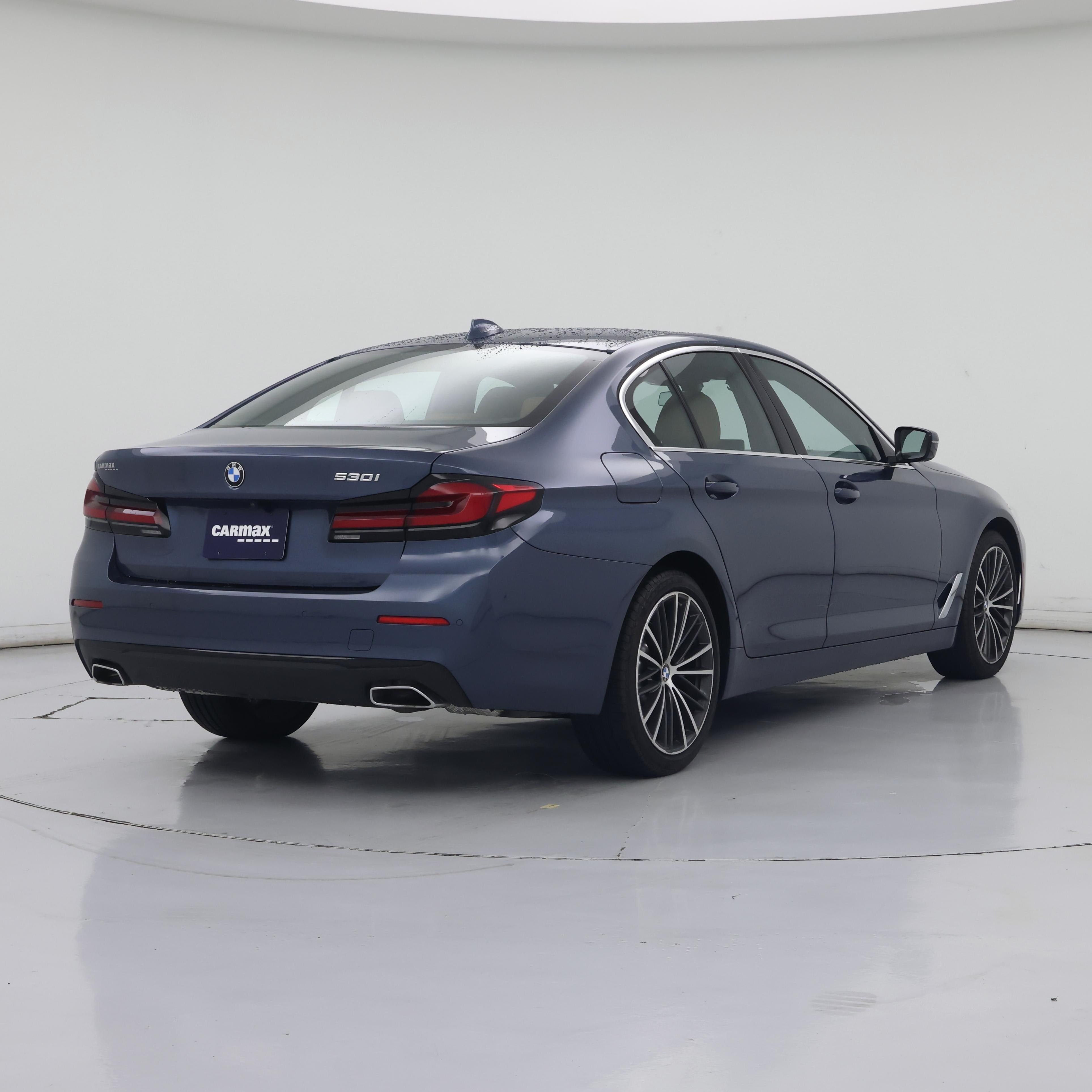 Thumbnail: 2023 BMW 5 Series - 8