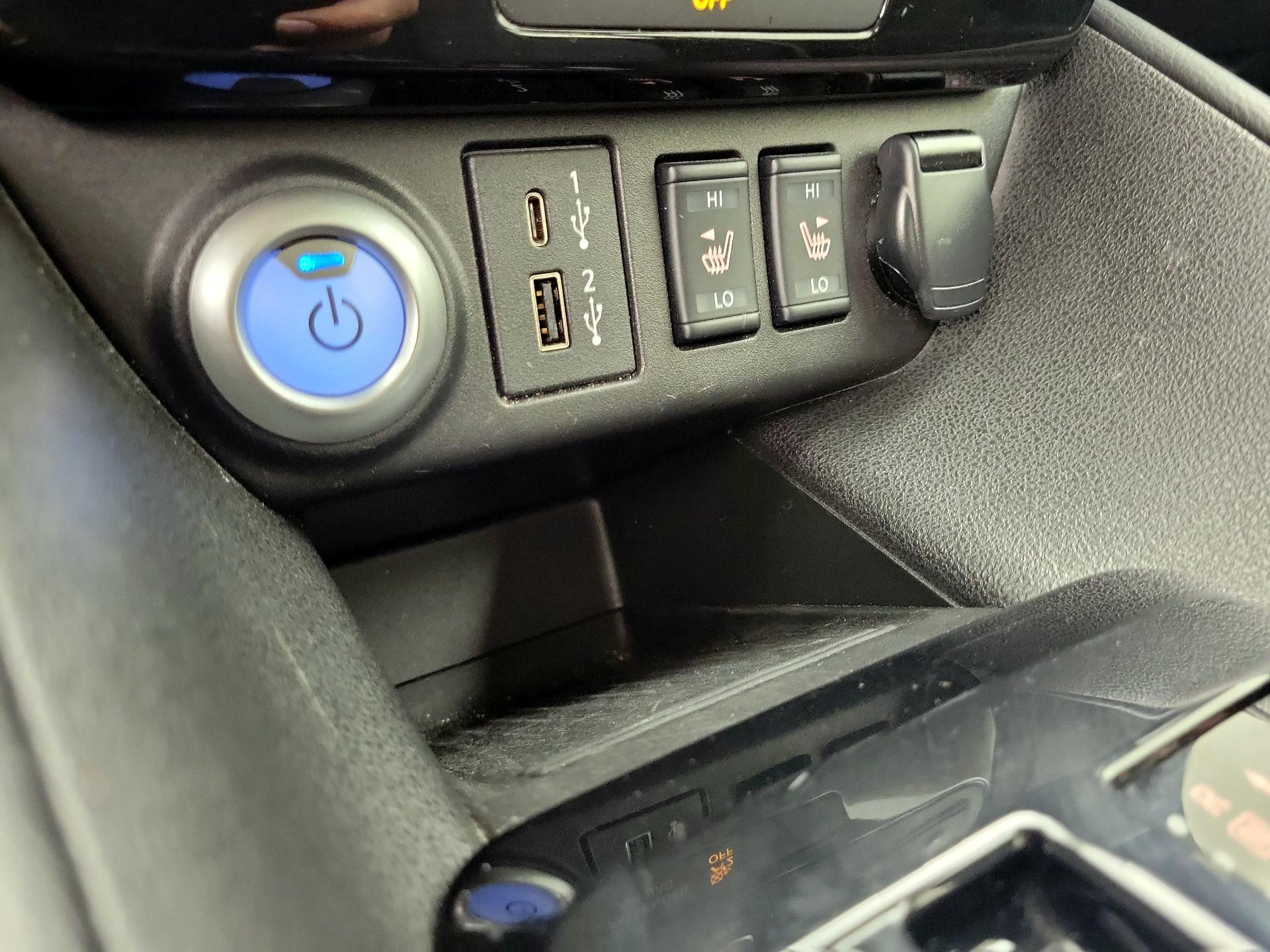 Thumbnail: 2024 Nissan Leaf - 18