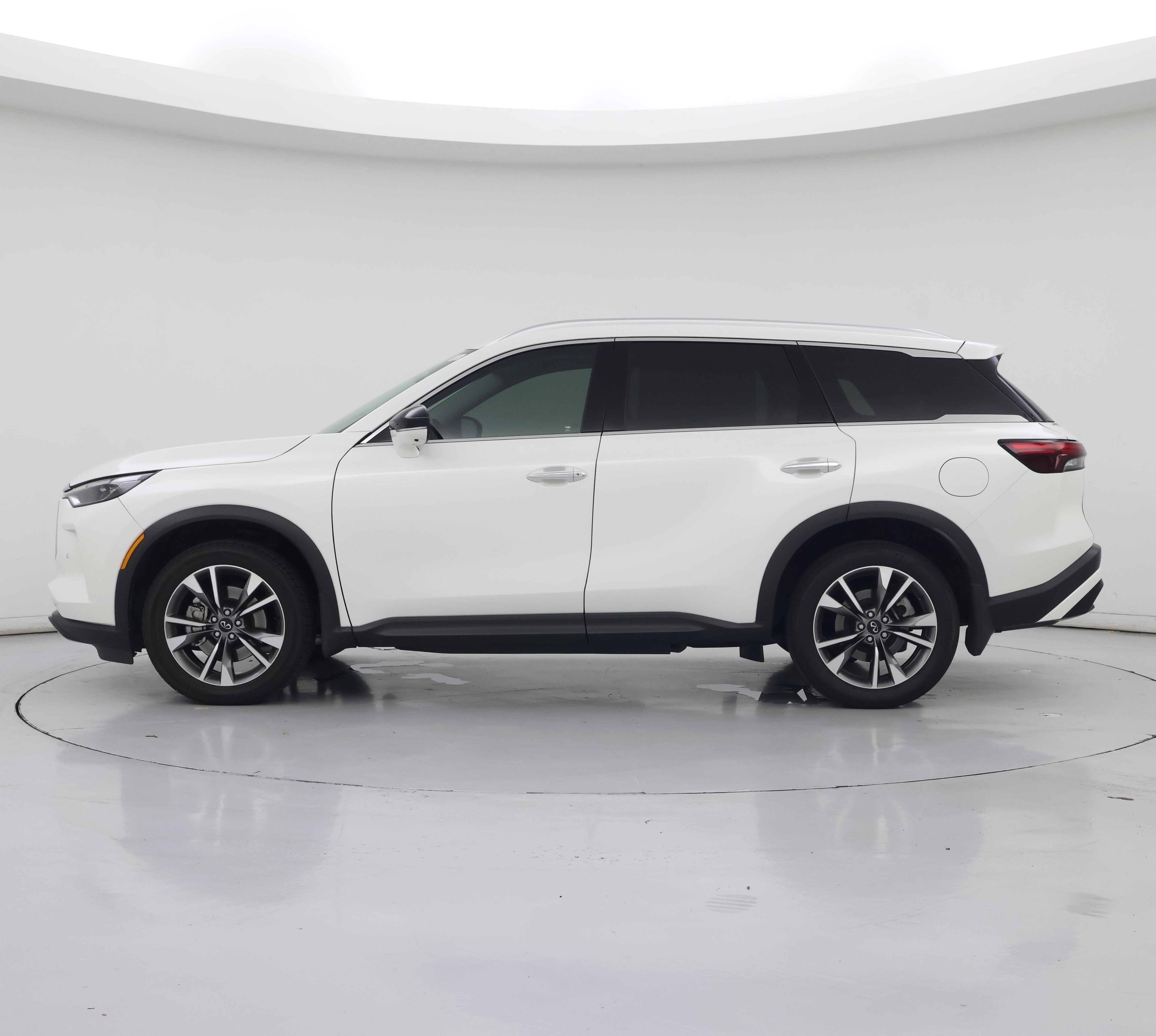 Thumbnail: 2023 INFINITI QX60 - 3