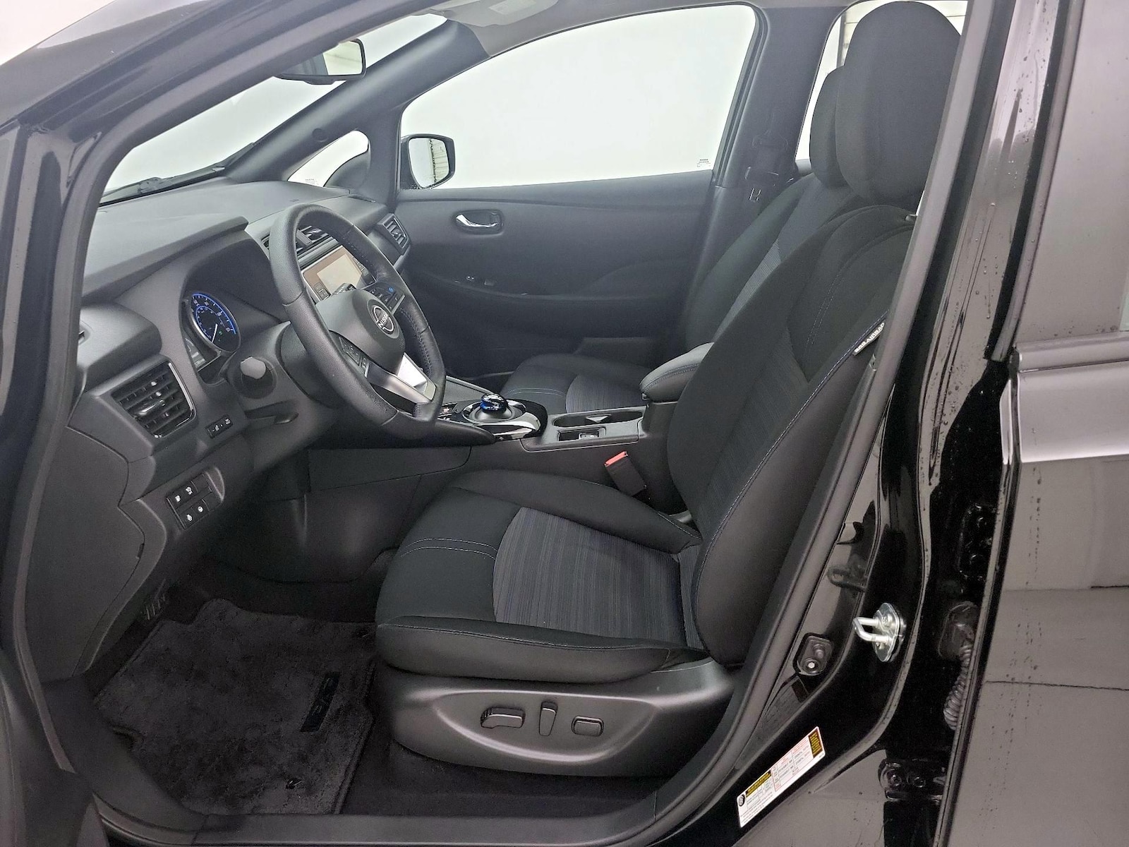 2024 Nissan LEAF SV PLUS - Photo 12