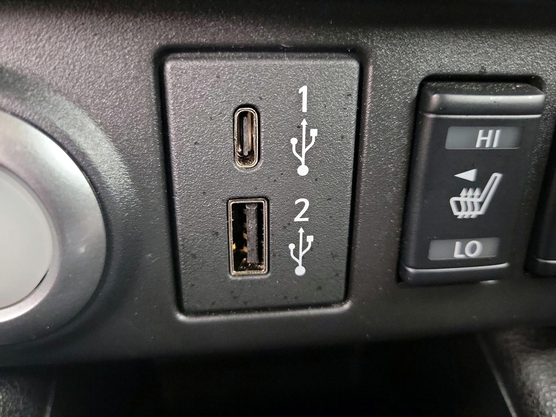 Thumbnail: 2024 Nissan Leaf - 19