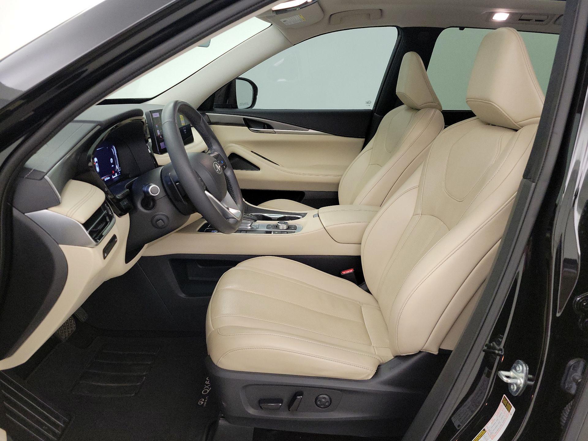 Thumbnail: 2023 INFINITI QX60 - 11