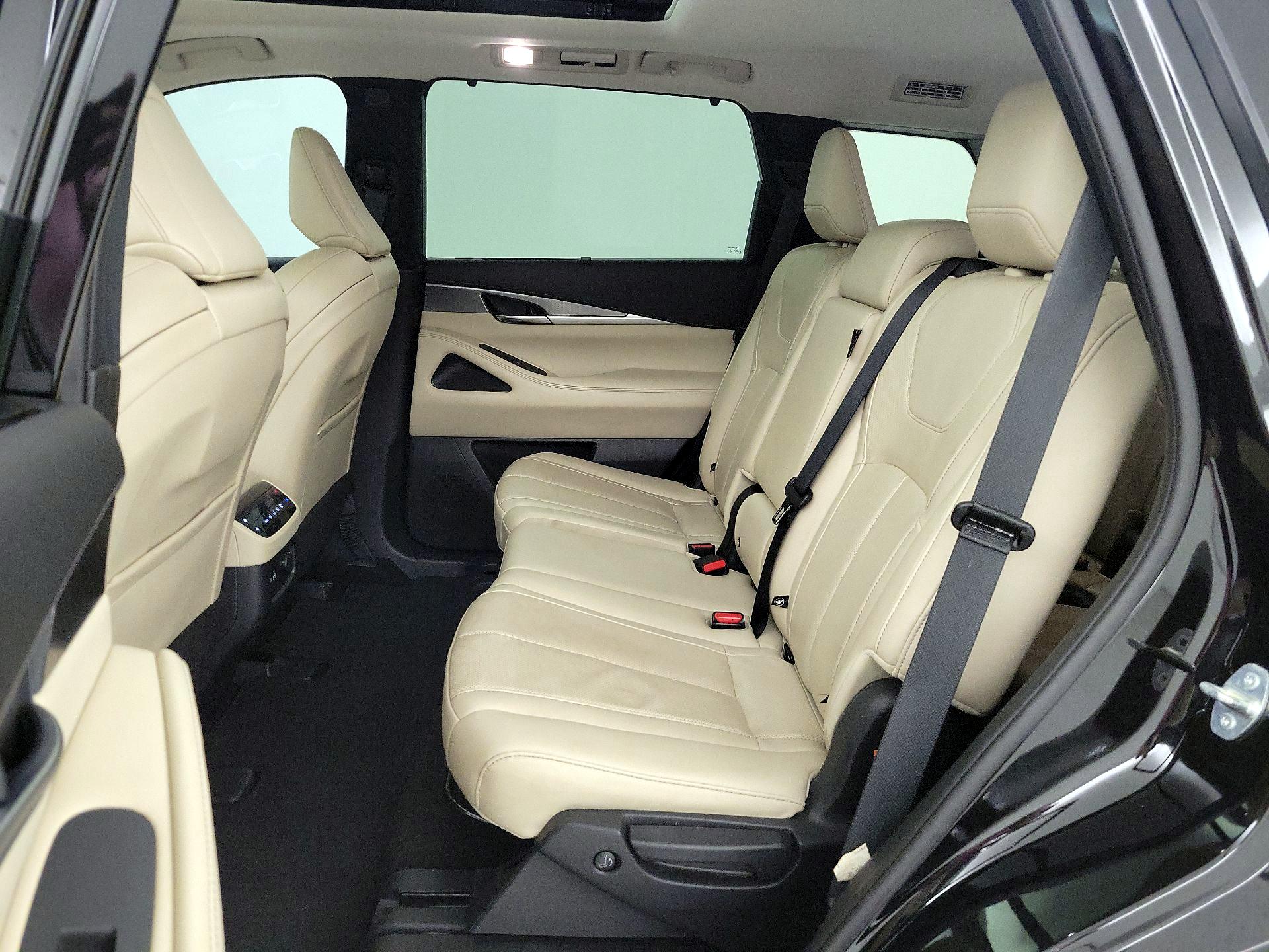 Thumbnail: 2023 INFINITI QX60 - 20