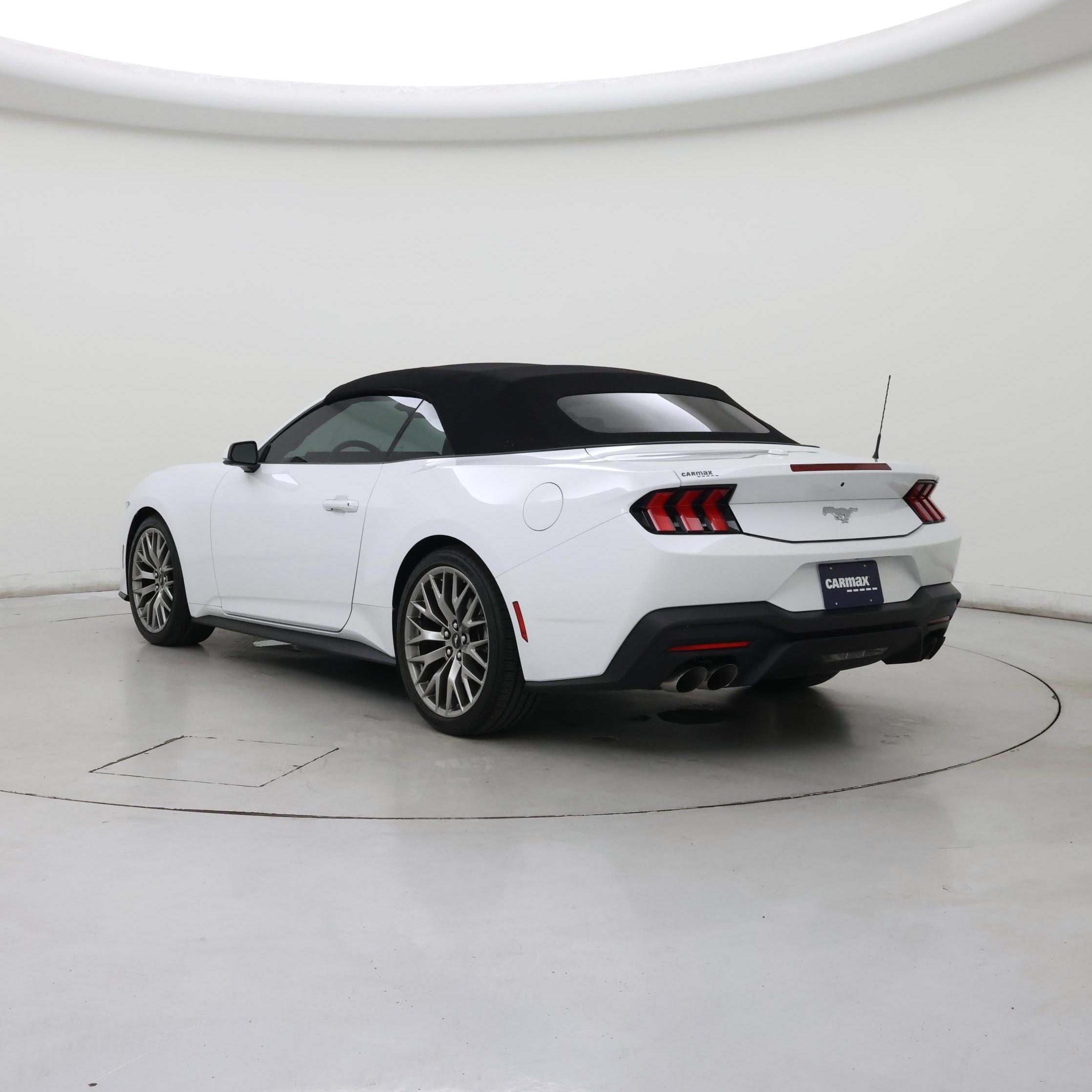 Thumbnail: 2026 Ford Mustang - 2