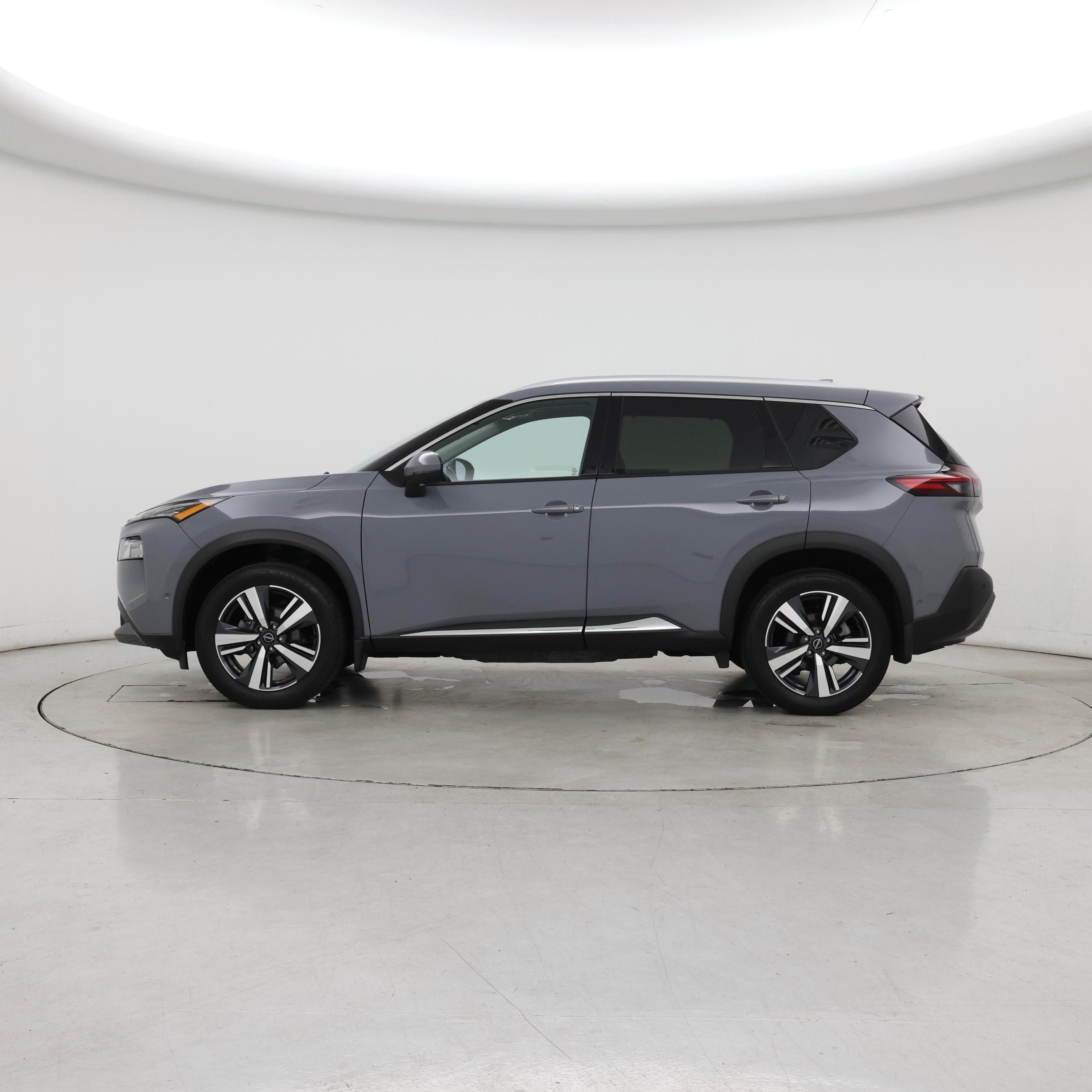 Thumbnail: 2023 Nissan Rogue - 3