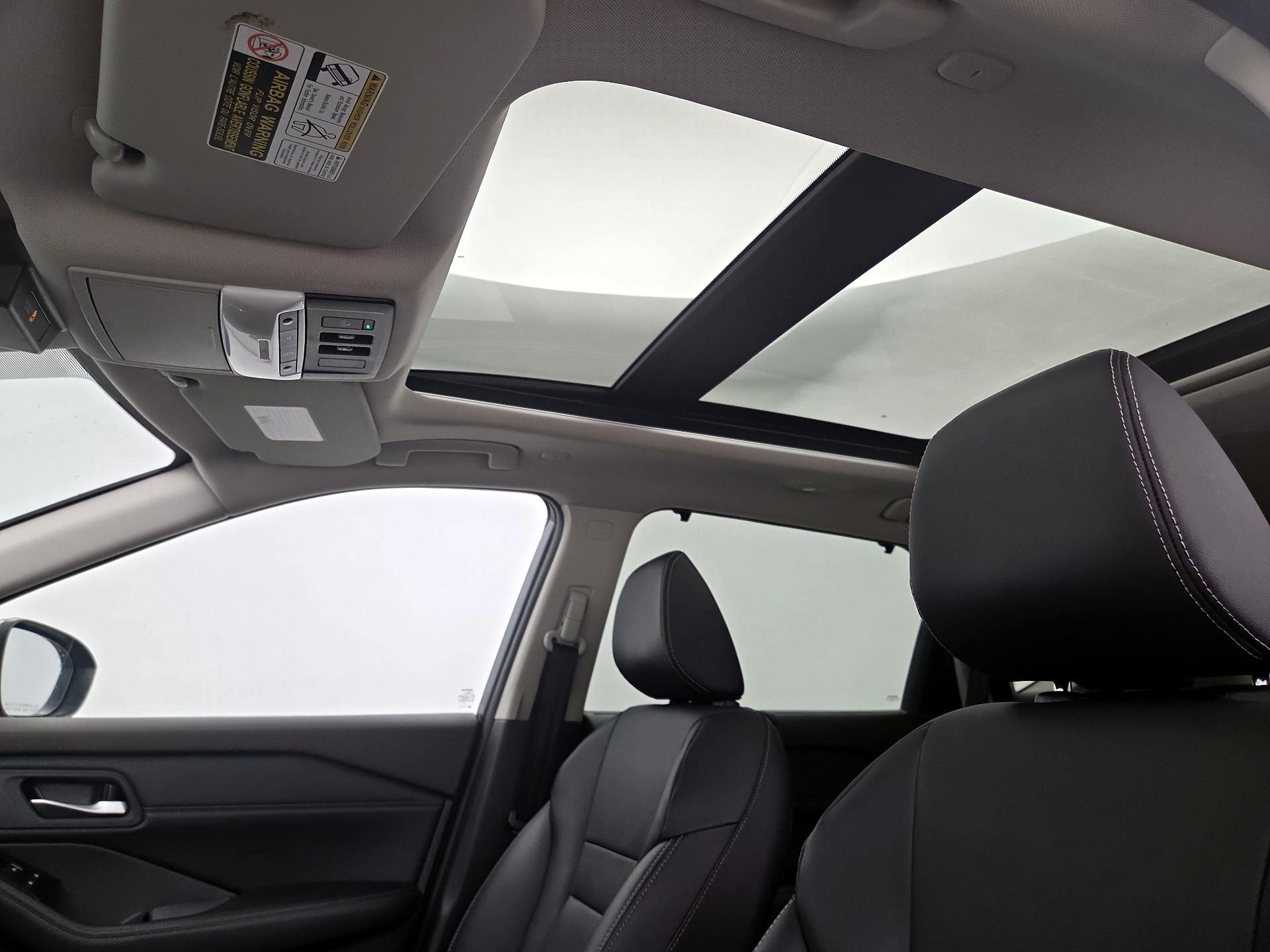 Thumbnail: 2023 Nissan Rogue - 19