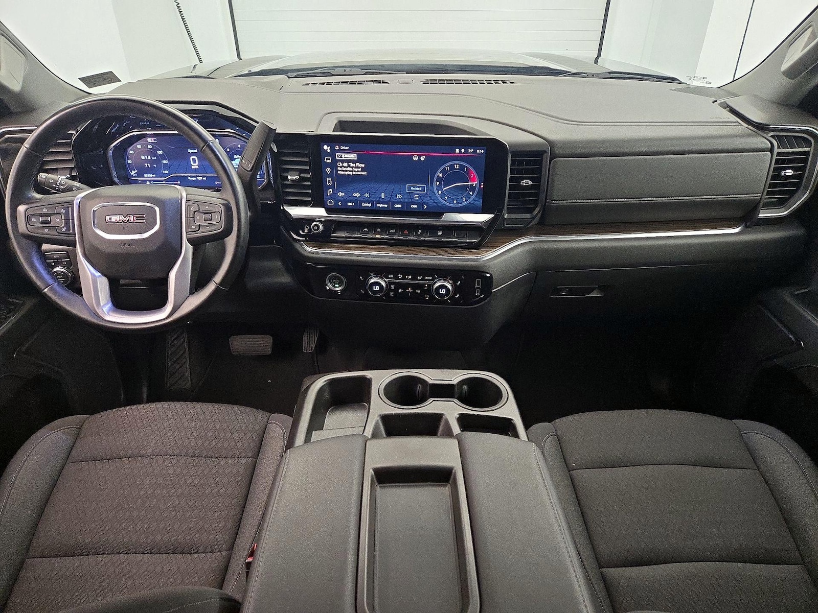 2024 GMC Sierra 1500 Elevation - Photo 10