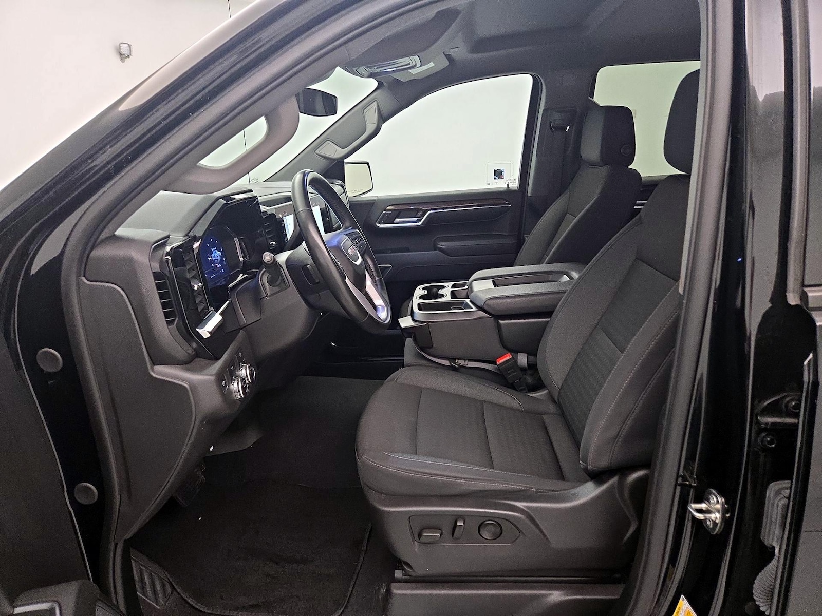 2024 GMC Sierra 1500 Elevation - Photo 12