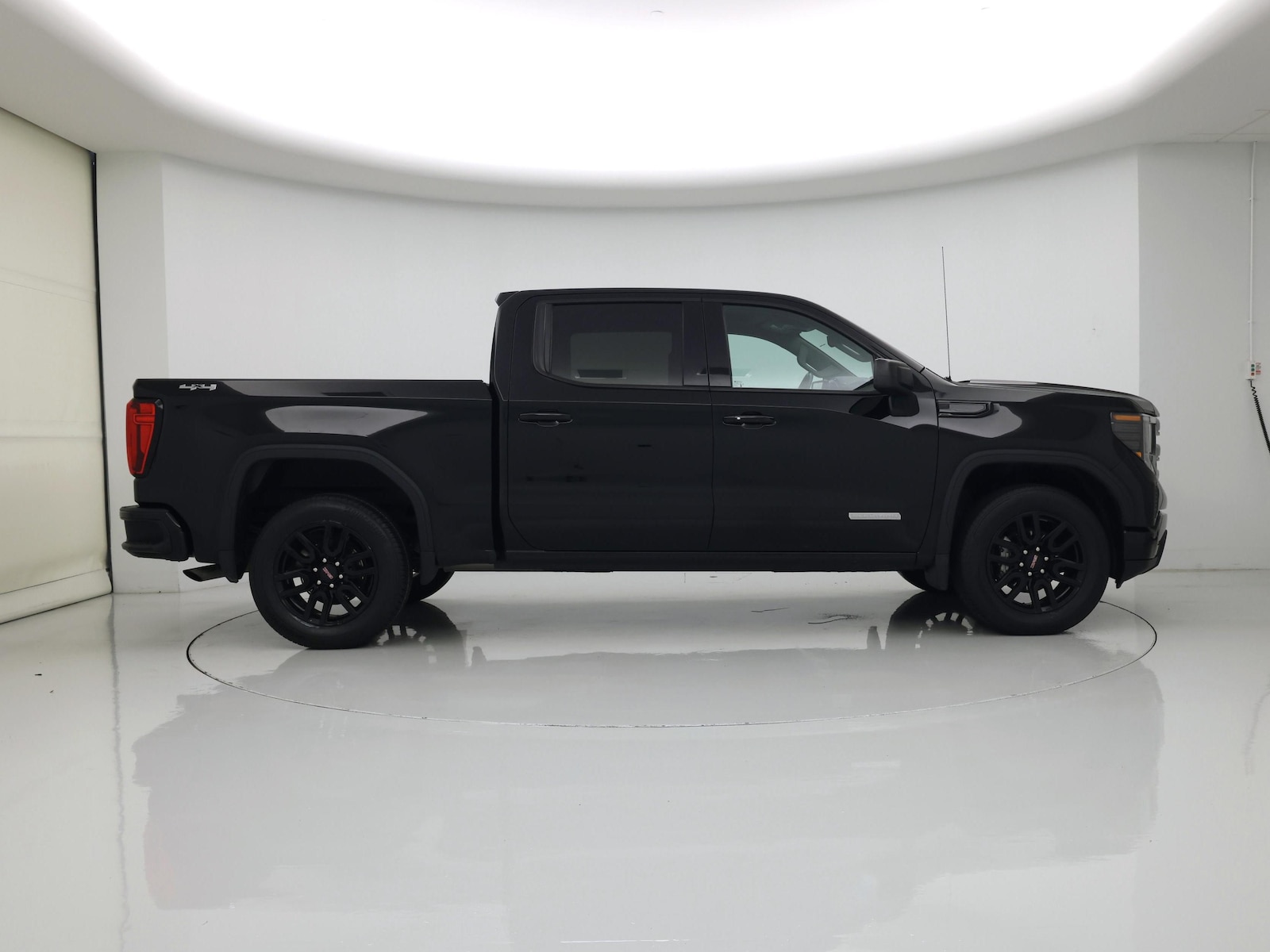 2024 GMC Sierra 1500 Elevation - Photo 8
