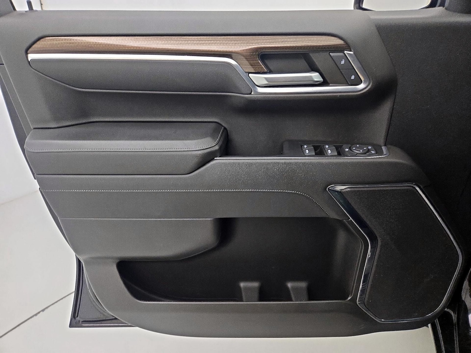 2023 Chevrolet Silverado 1500 LT - Photo 13
