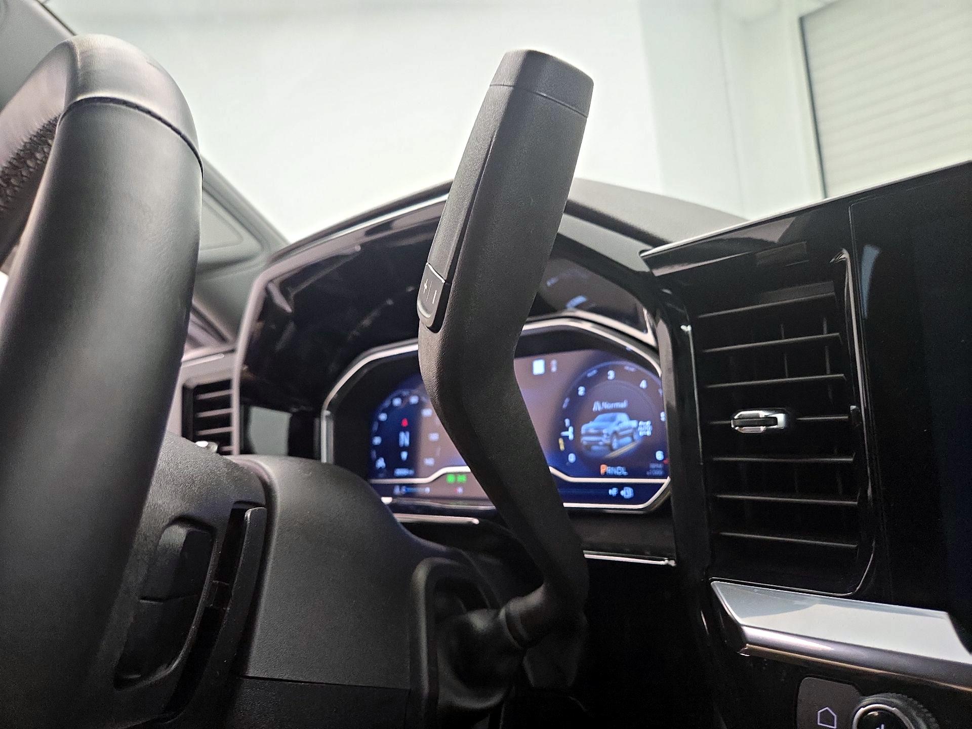 Thumbnail: 2023 Chevrolet Silverado 1500 - 17