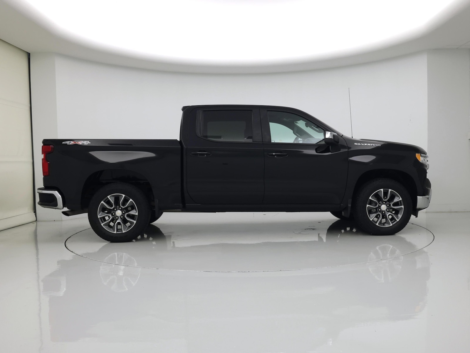 2023 Chevrolet Silverado 1500 LT - Photo 8