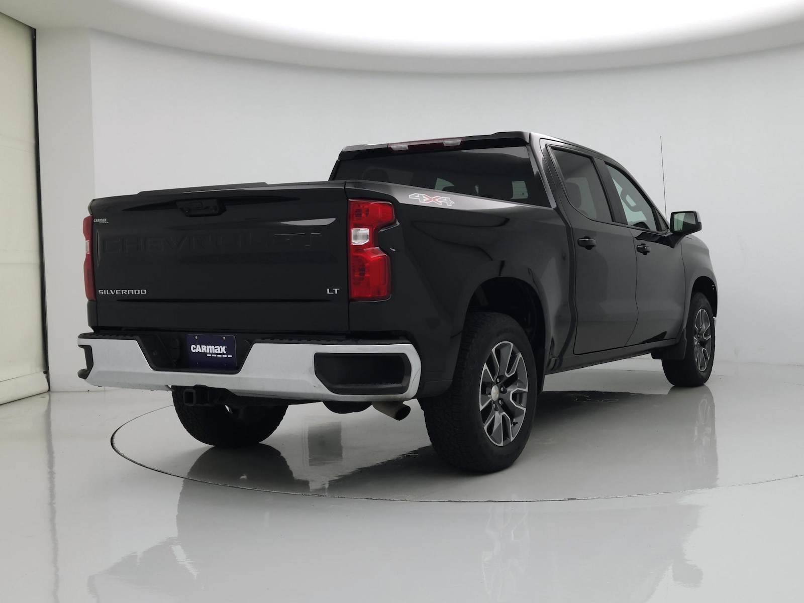 2023 Chevrolet Silverado 1500 LT - Photo 9