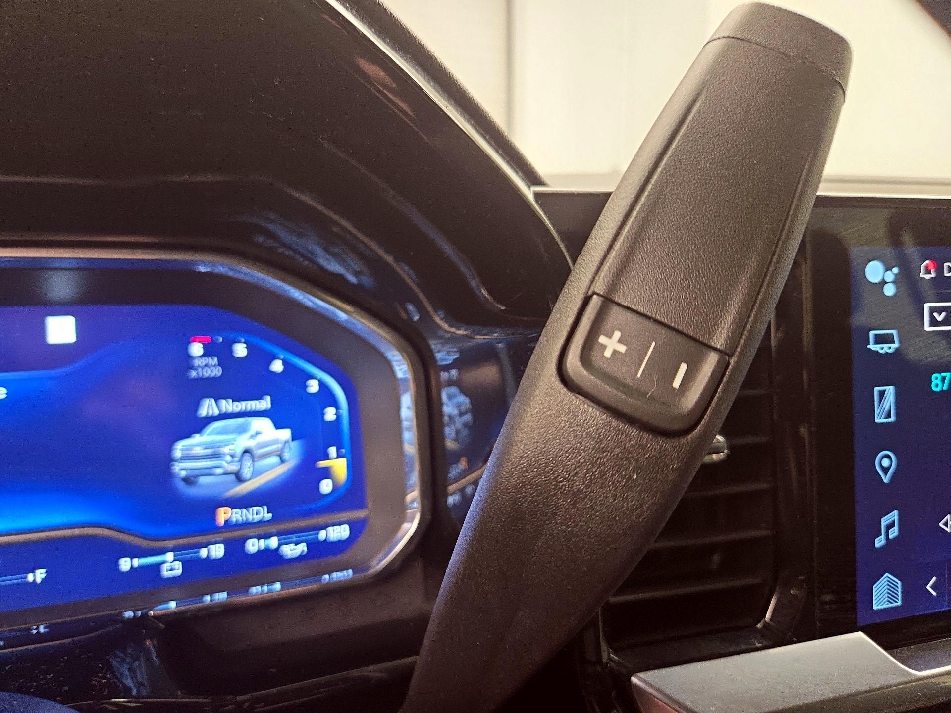 Thumbnail: 2023 Chevrolet Silverado 1500 - 17