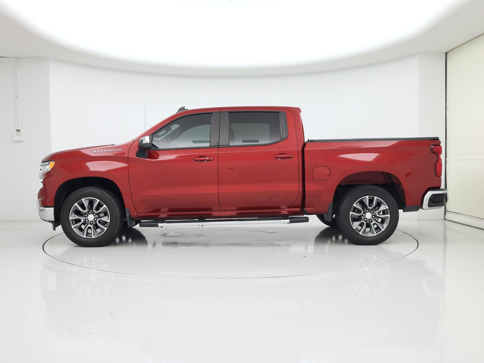 2023 Chevrolet Silverado 1500 LT - Photo 4