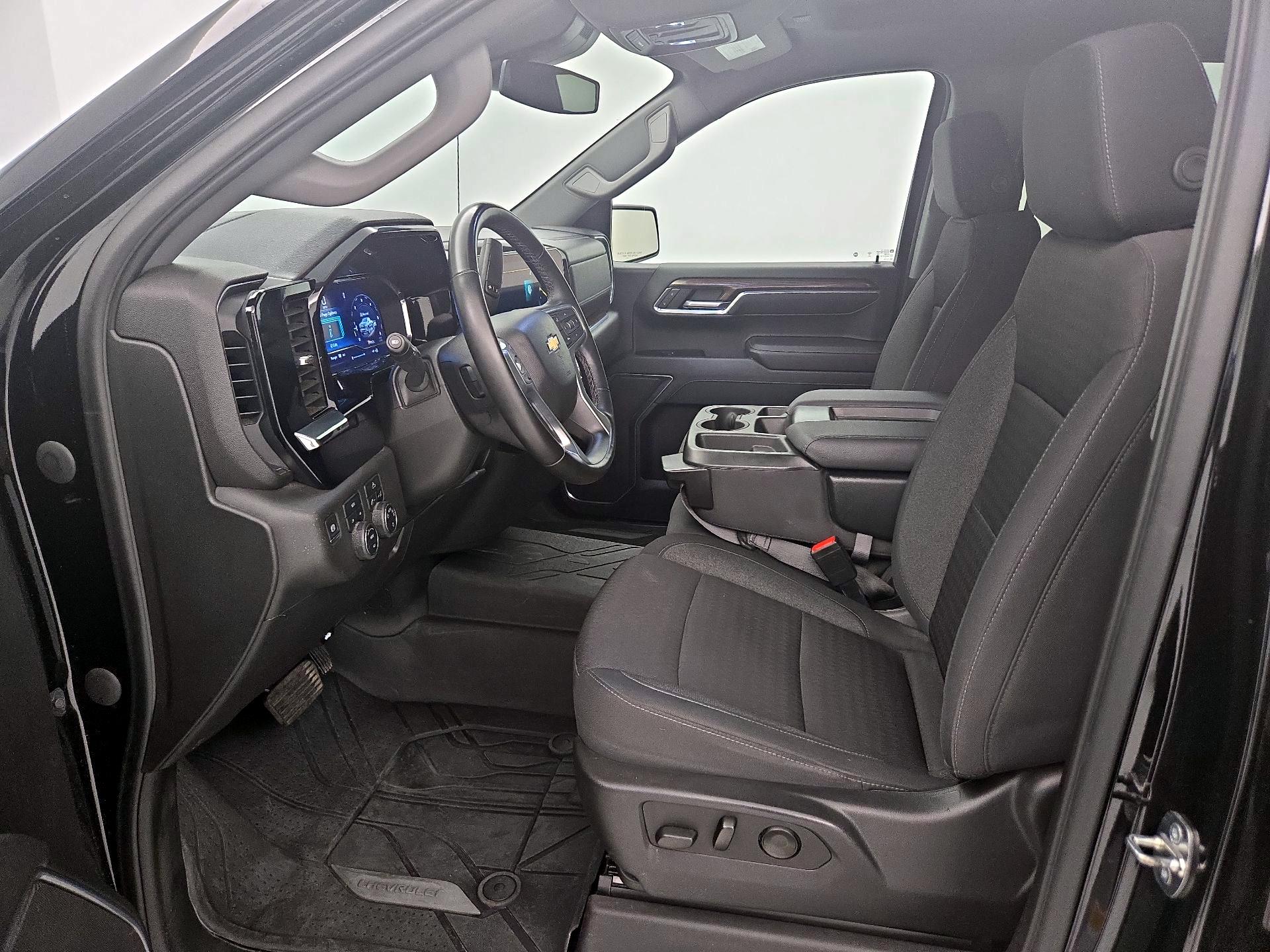 Thumbnail: 2023 Chevrolet Silverado 1500 - 11