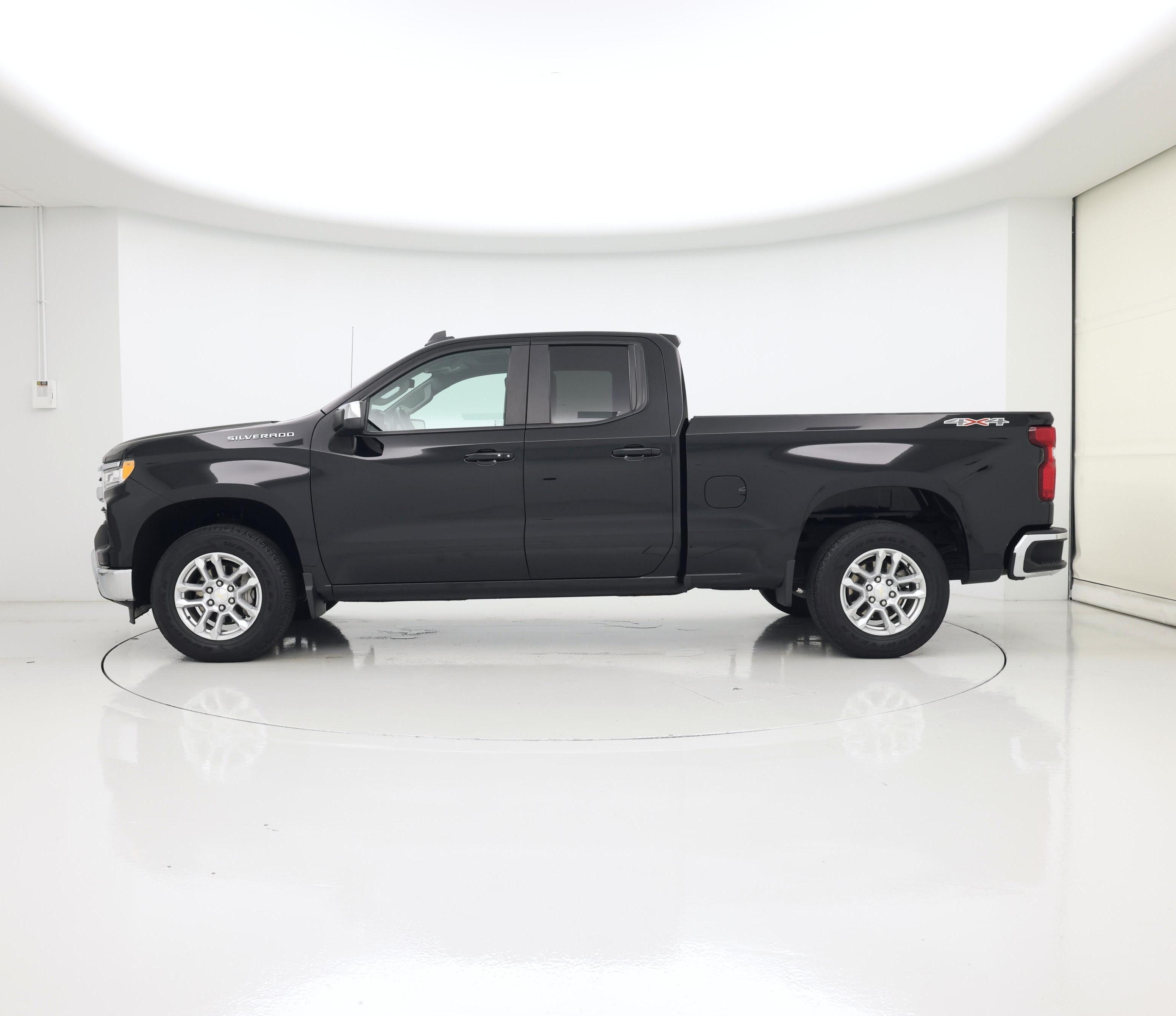 Thumbnail: 2023 Chevrolet Silverado 1500 - 3