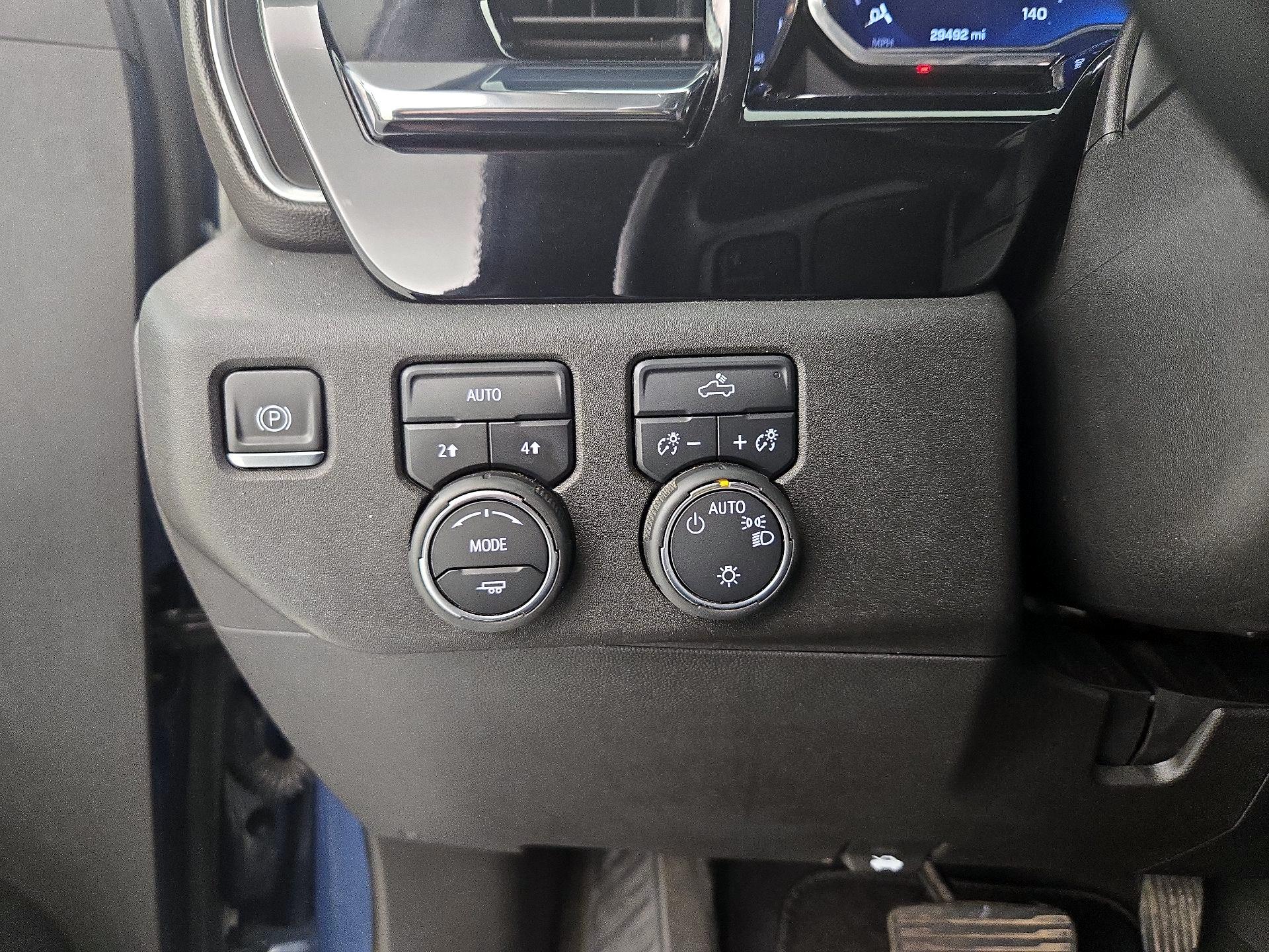 Thumbnail: 2024 Chevrolet Silverado 1500 - 13