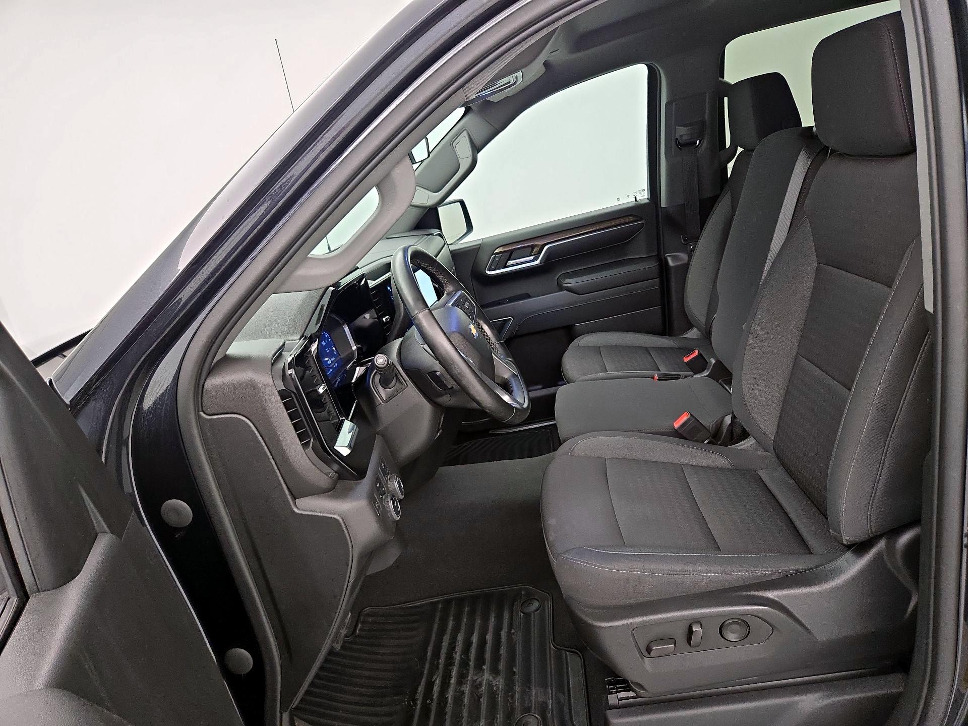 Thumbnail: 2023 Chevrolet Silverado 1500 - 11